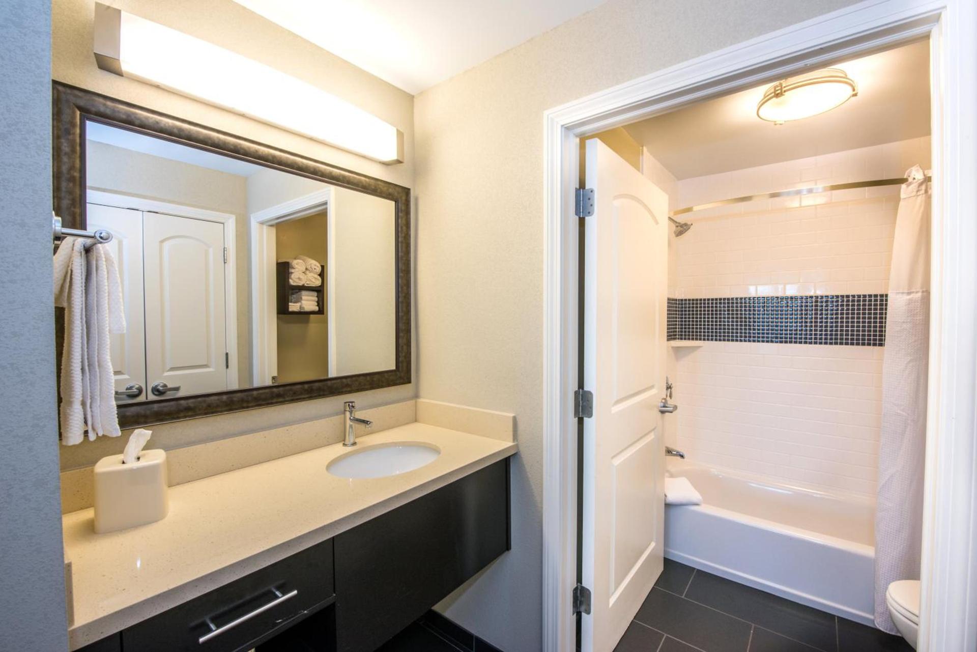 Staybridge Suites Albany Wolf Rd-Colonie Center by IHG photo 36