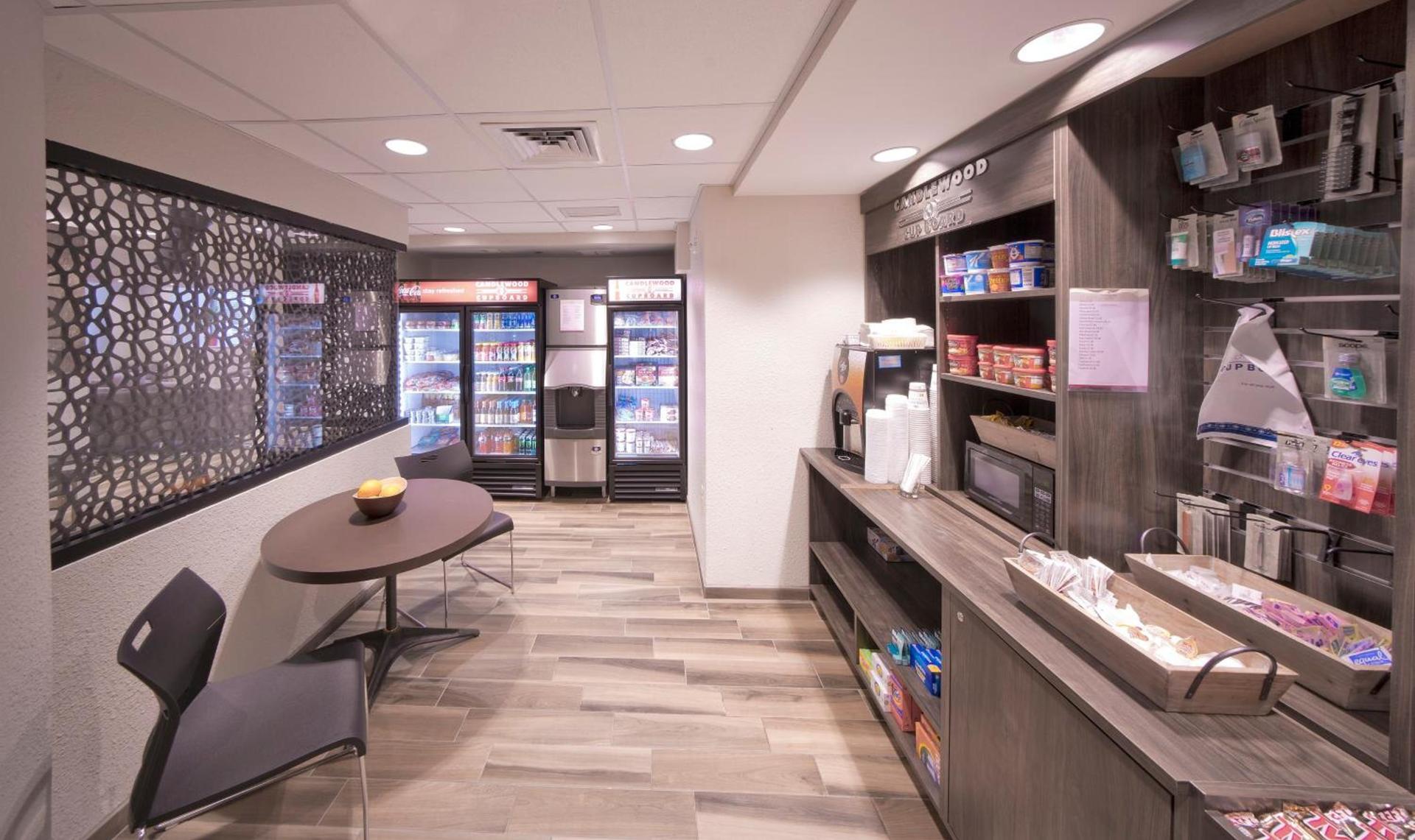 Candlewood Suites Baltimore - Inner Harbor by IHG photo 10