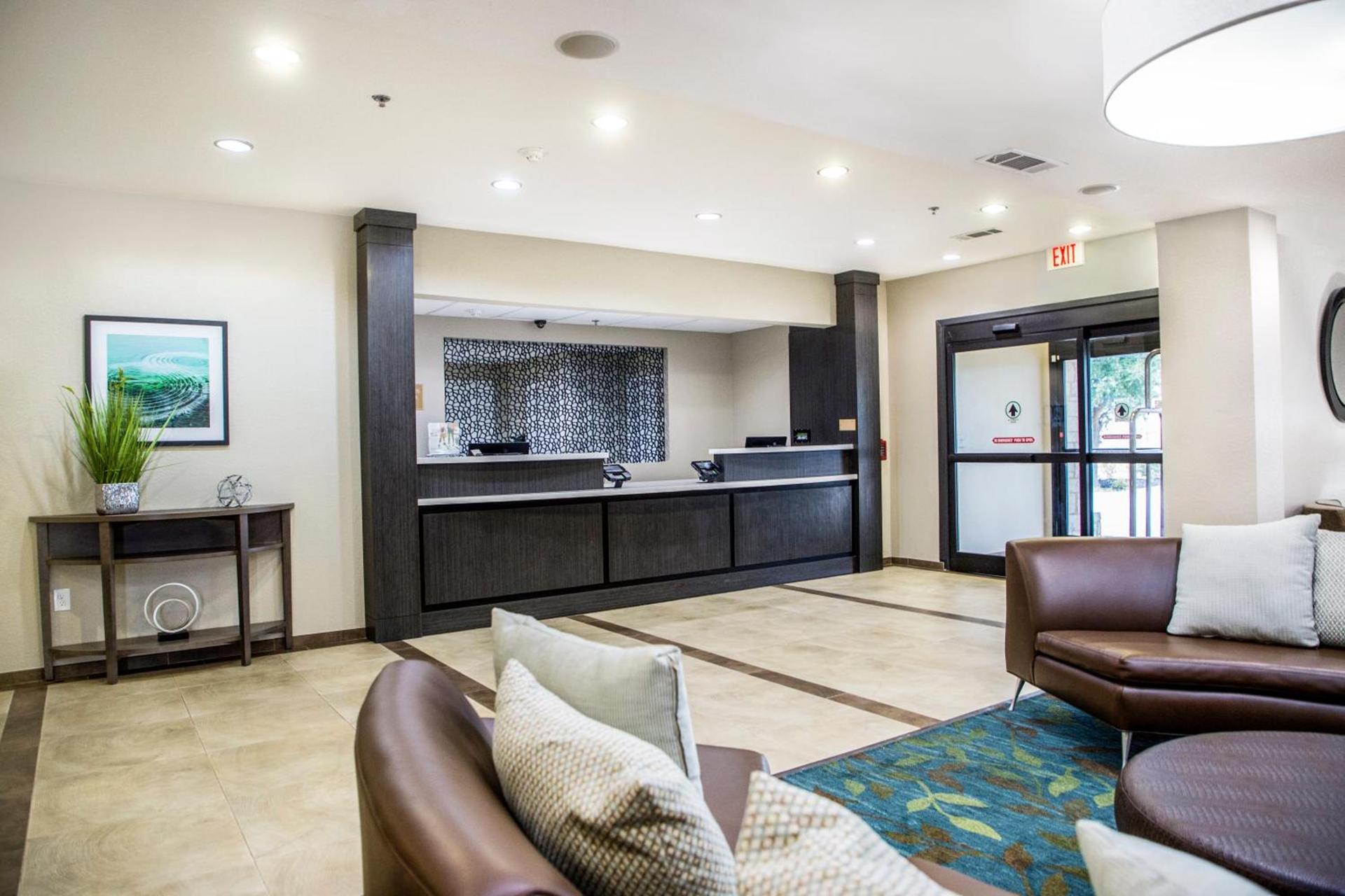 Candlewood Suites - Grand Prairie - Arlington by IHG photo 10