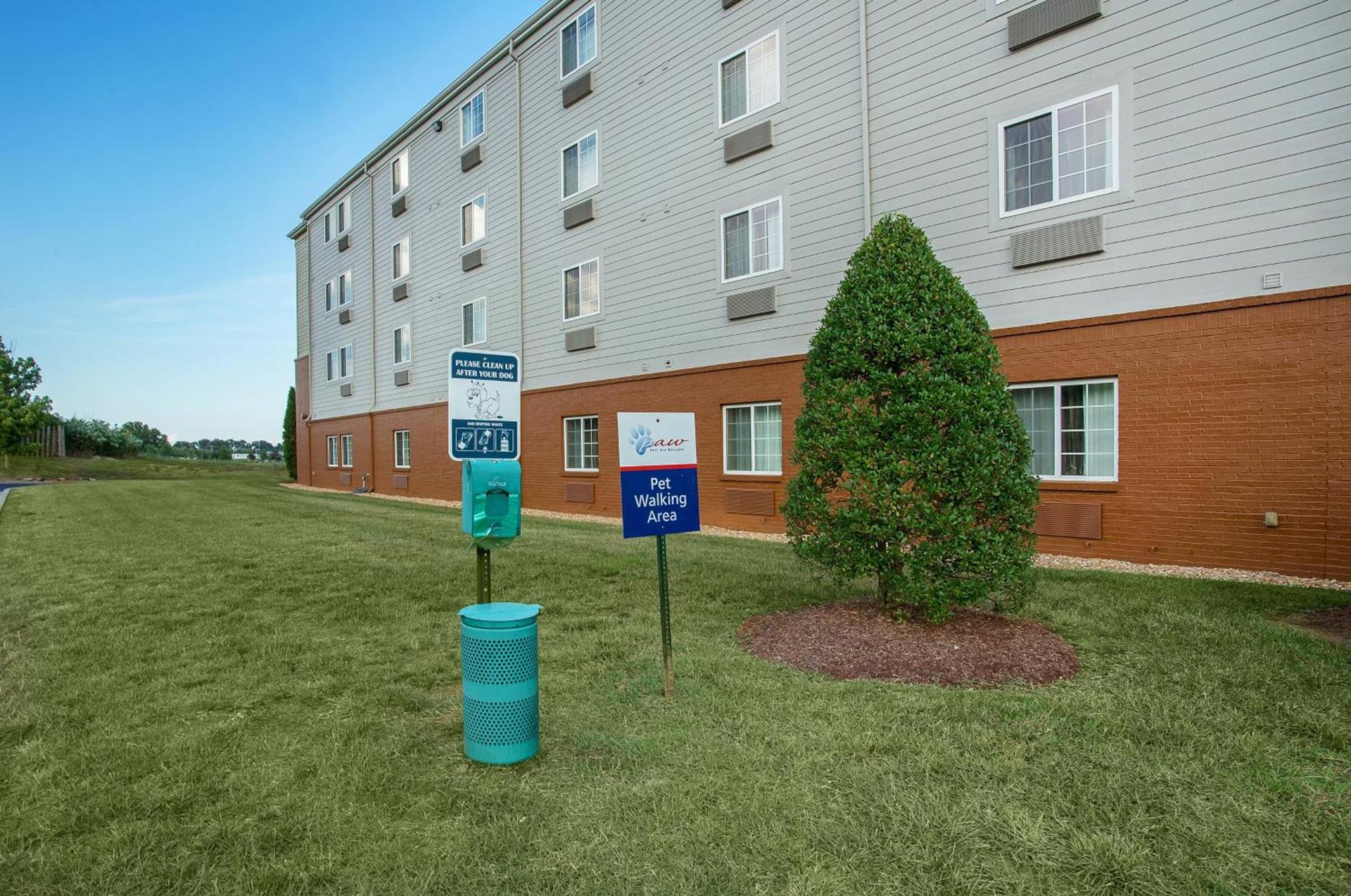 Candlewood Suites Bowling Green by IHG photo 5