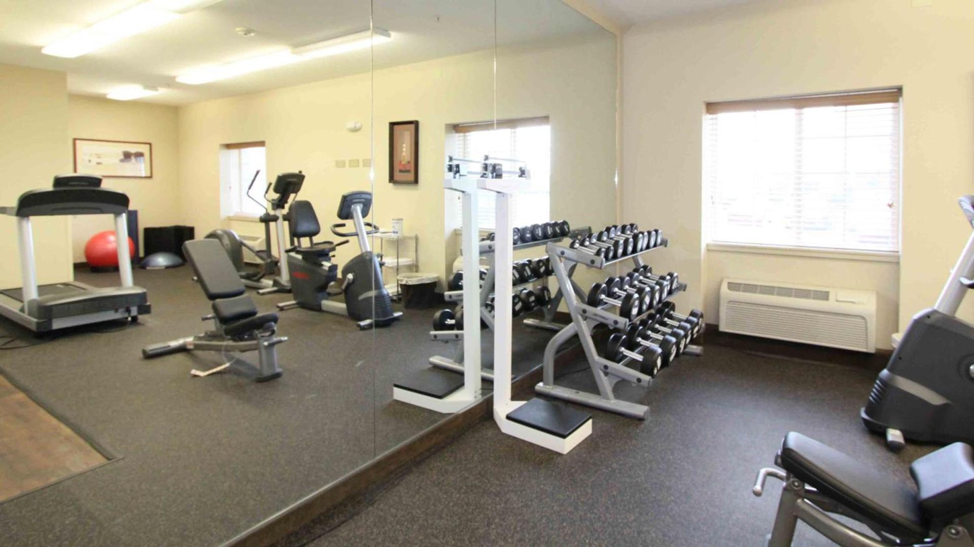 Candlewood Suites Bowling Green by IHG photo 31