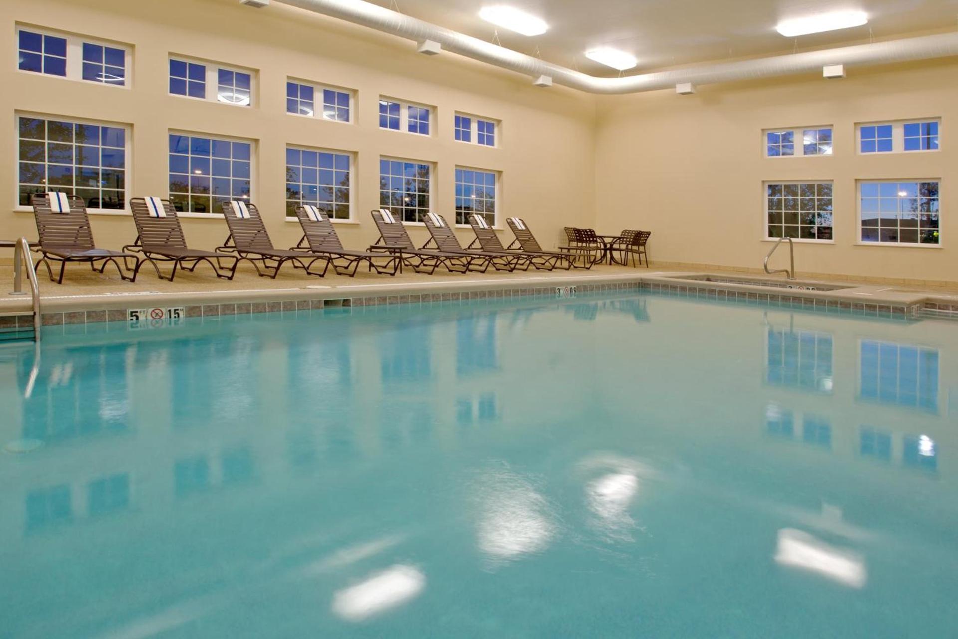 Candlewood Suites Polaris by IHG photo 14