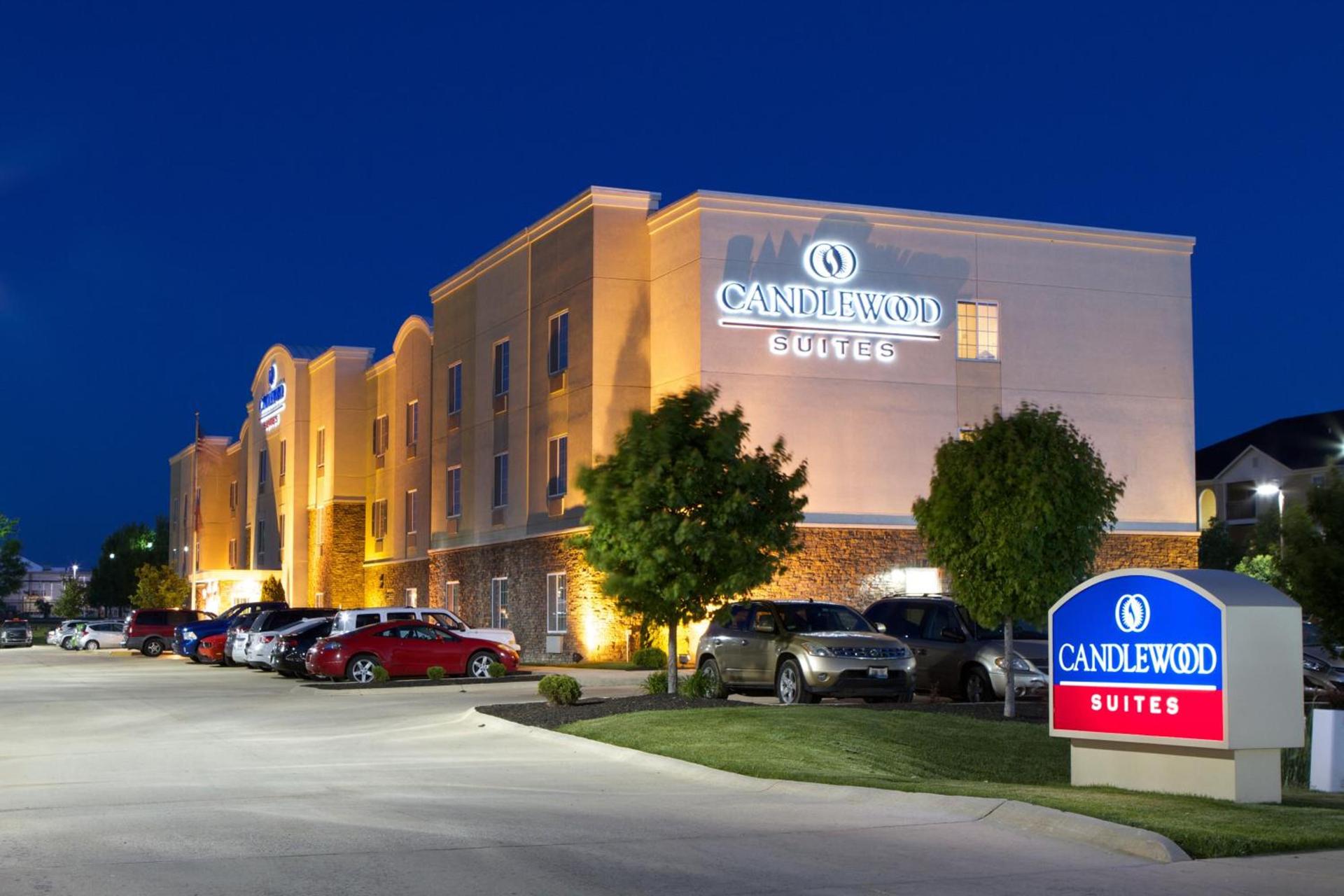 Candlewood Suites Champaign-Urbana University Area by IHG photo 16