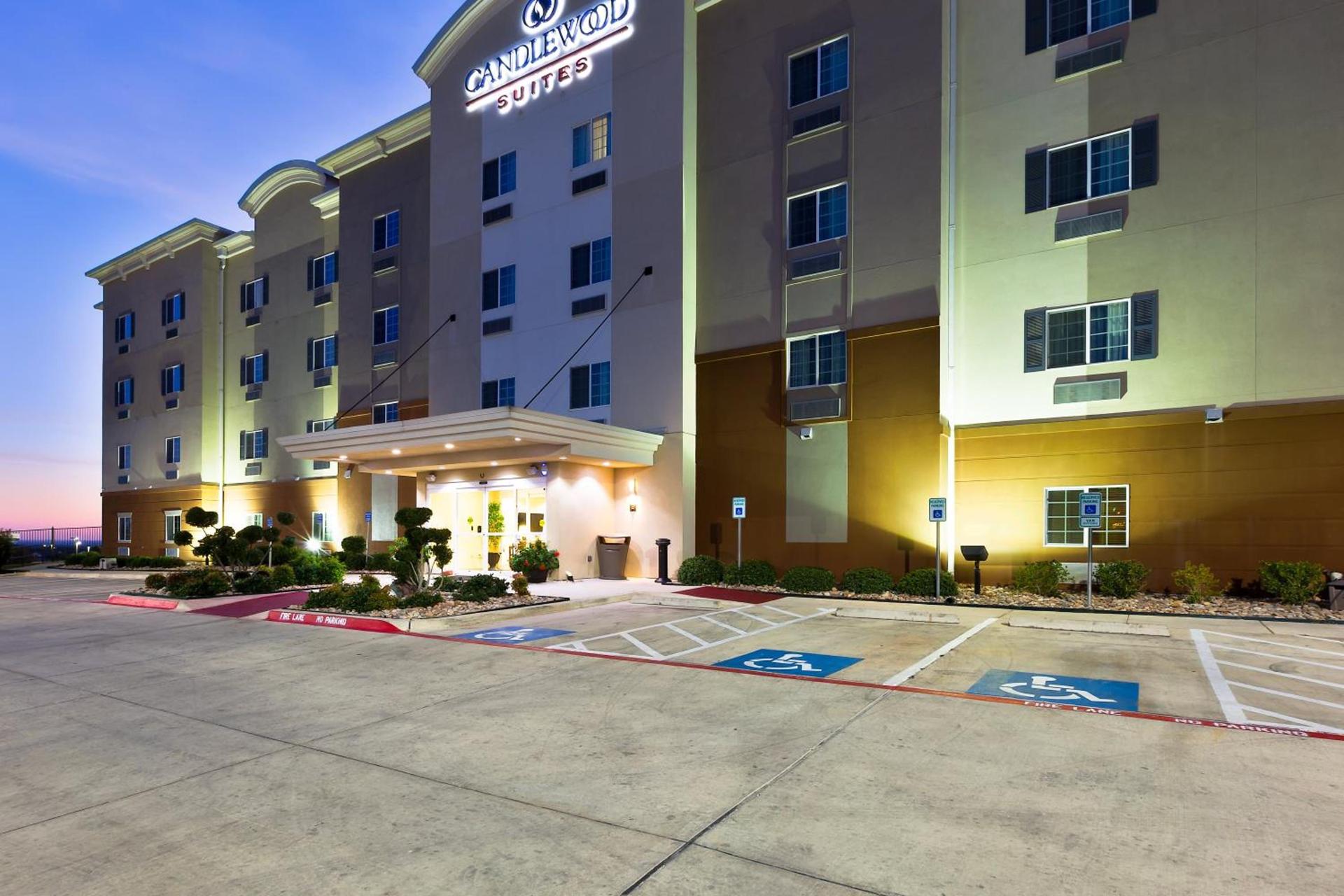 Candlewood Suites Decatur Medical Center by IHG photo 21