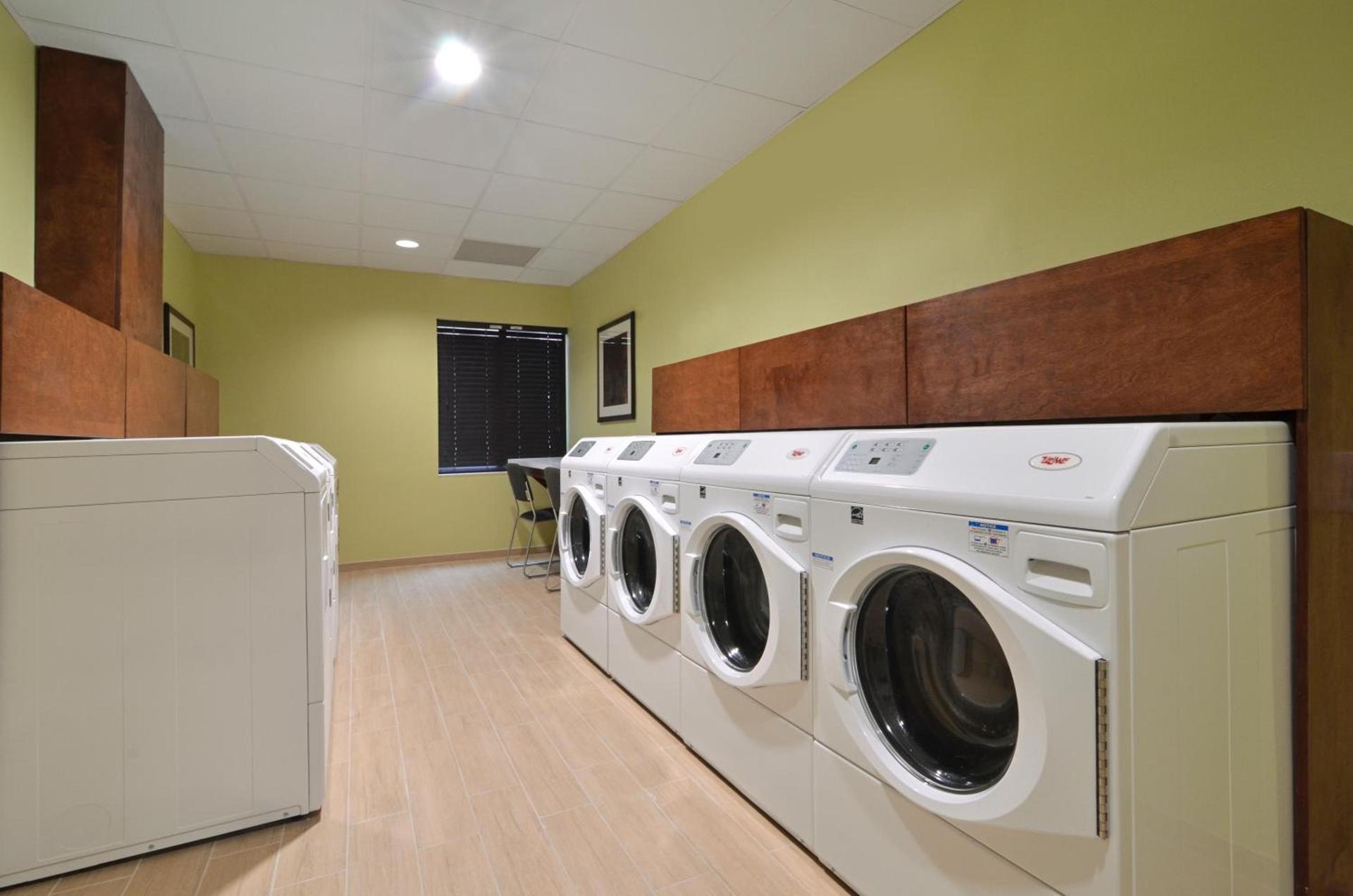 Staybridge Suites Tomball by IHG photo 12