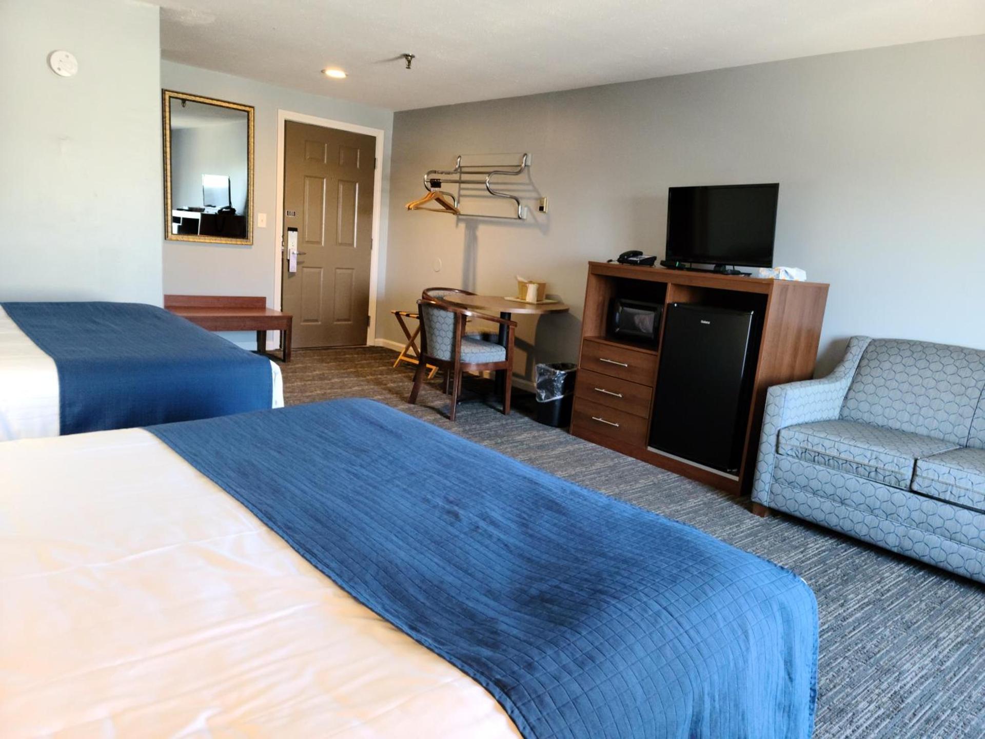 Hampton Village Inn photo 10