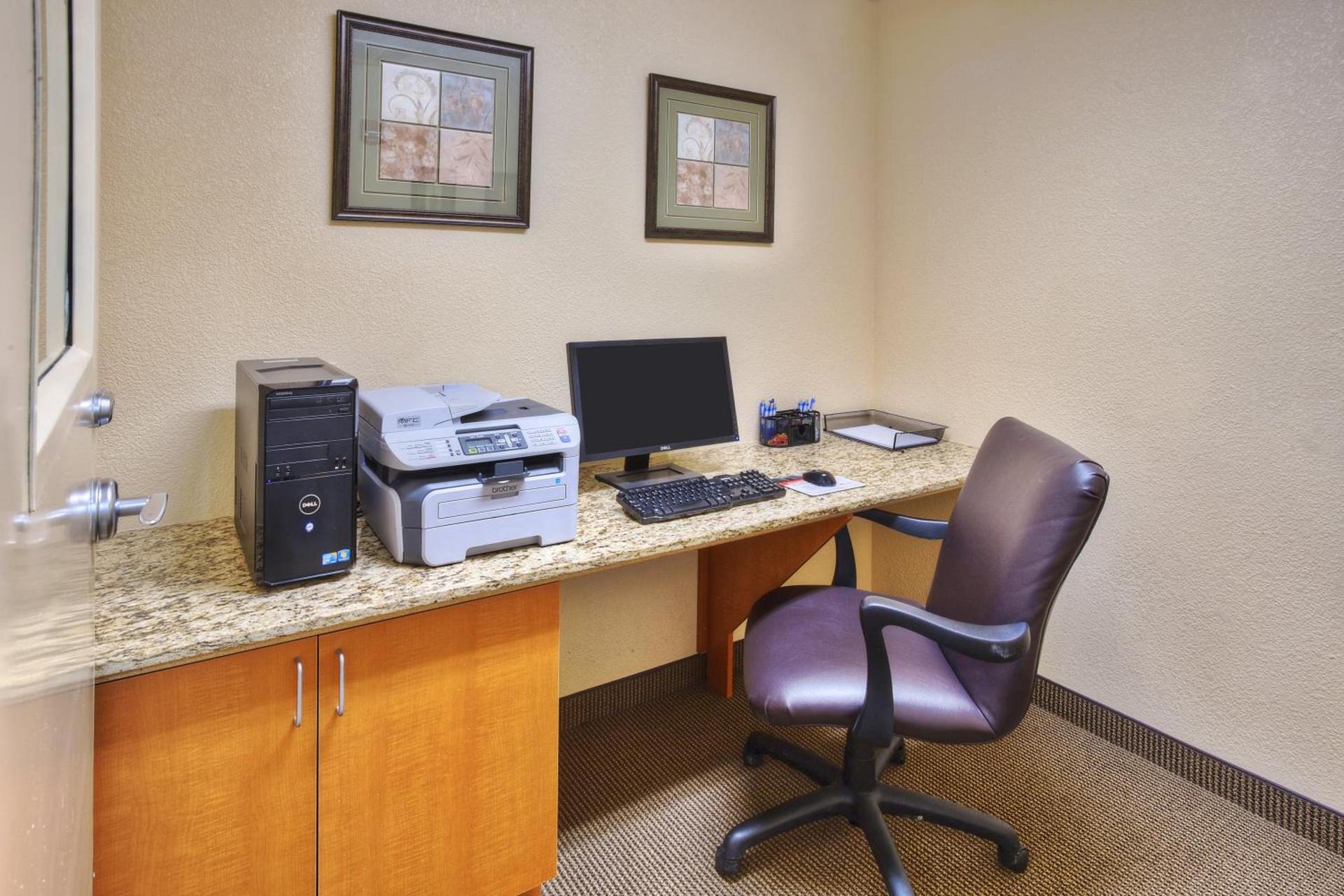 Candlewood Suites Fort Stockton by IHG photo 5