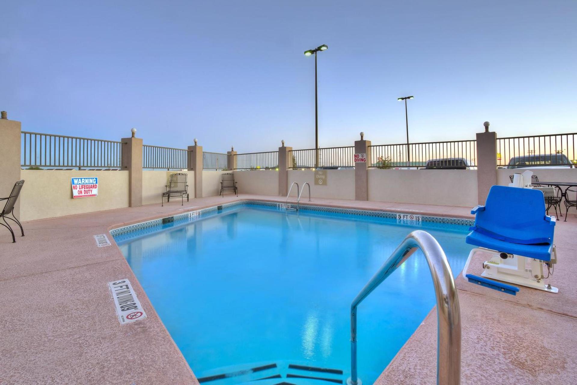 Candlewood Suites Fort Stockton by IHG photo 4