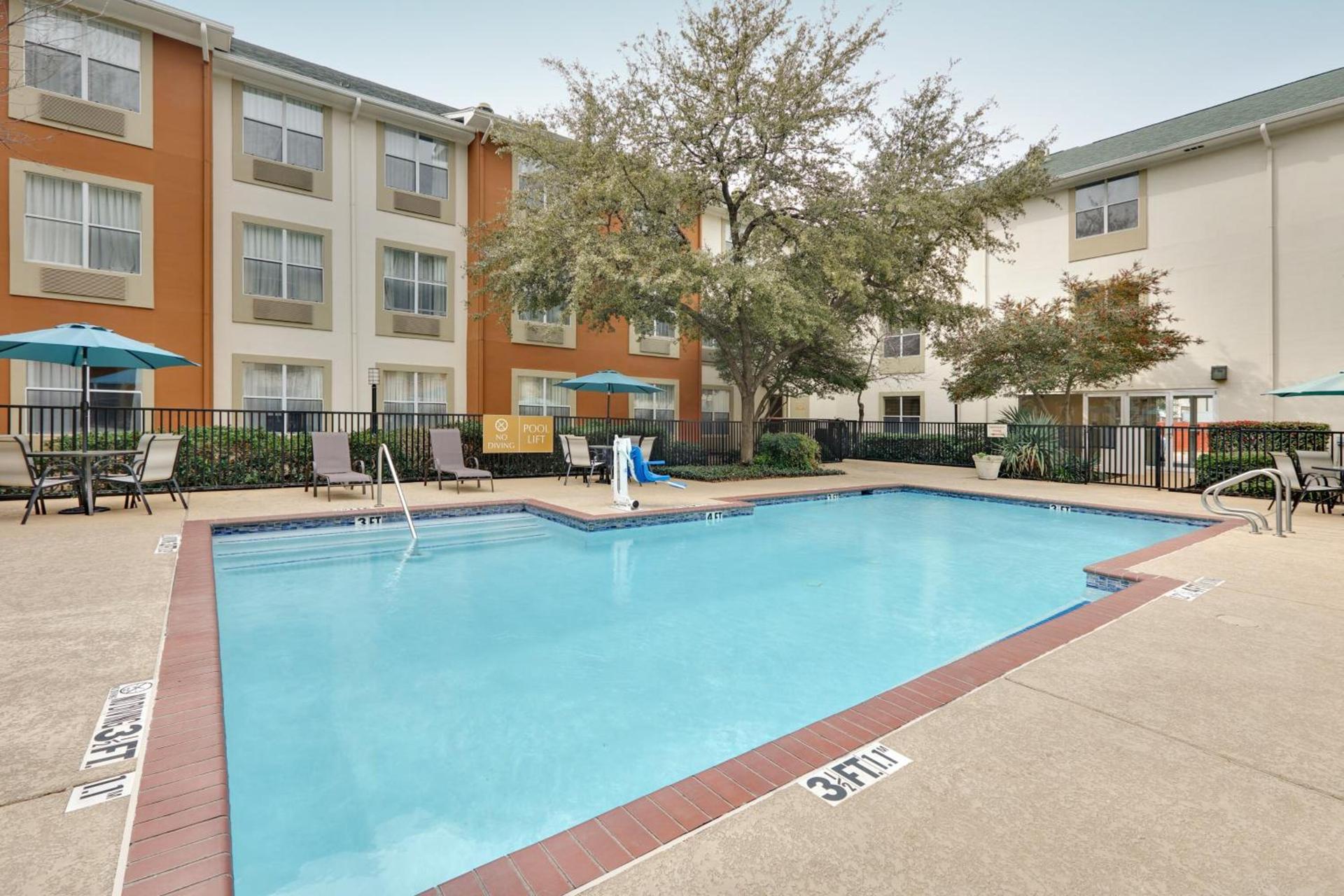 Candlewood Suites Dallas Market Center-Love Field by IHG photo 35