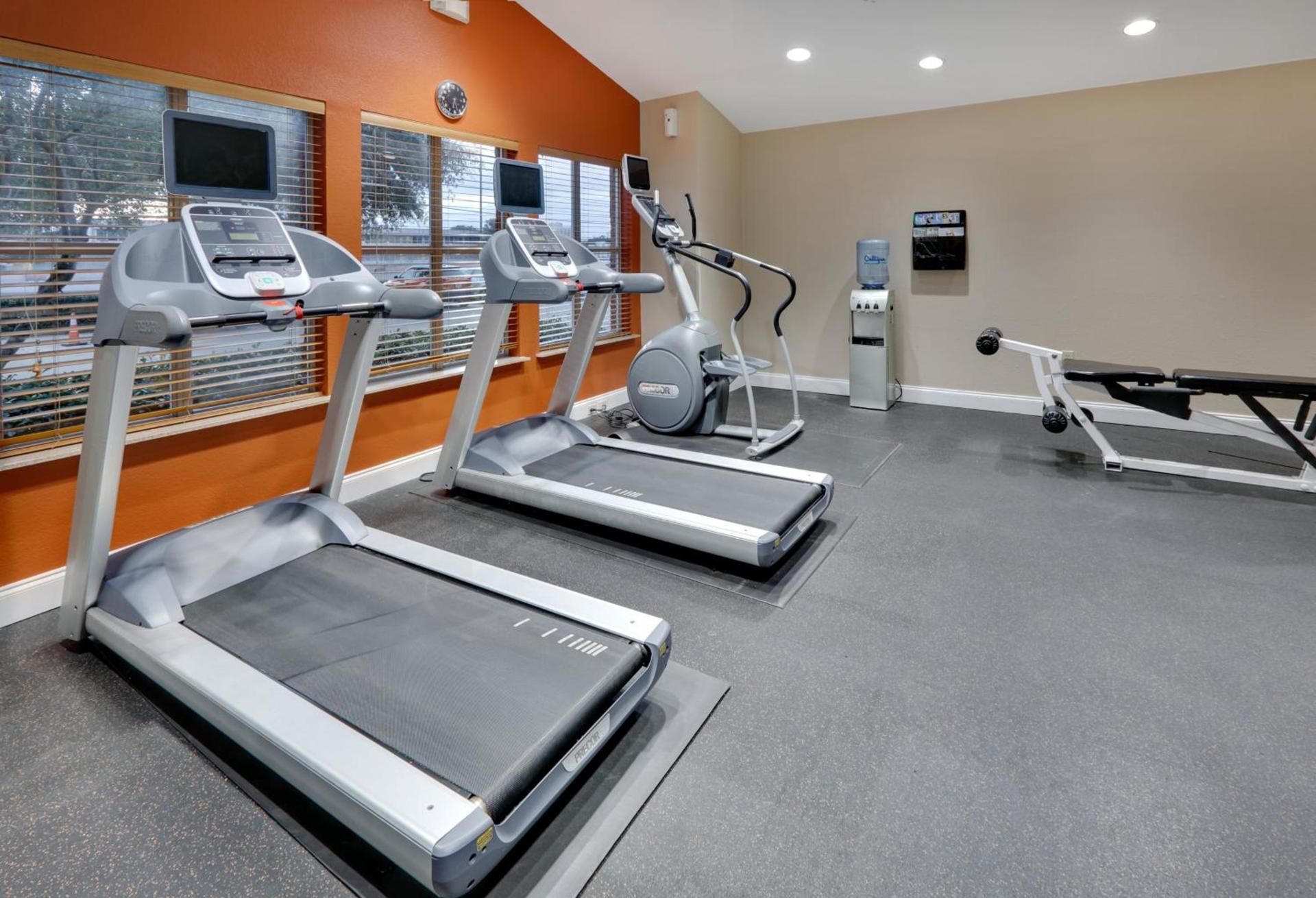 Candlewood Suites Dallas Market Center-Love Field by IHG photo 6