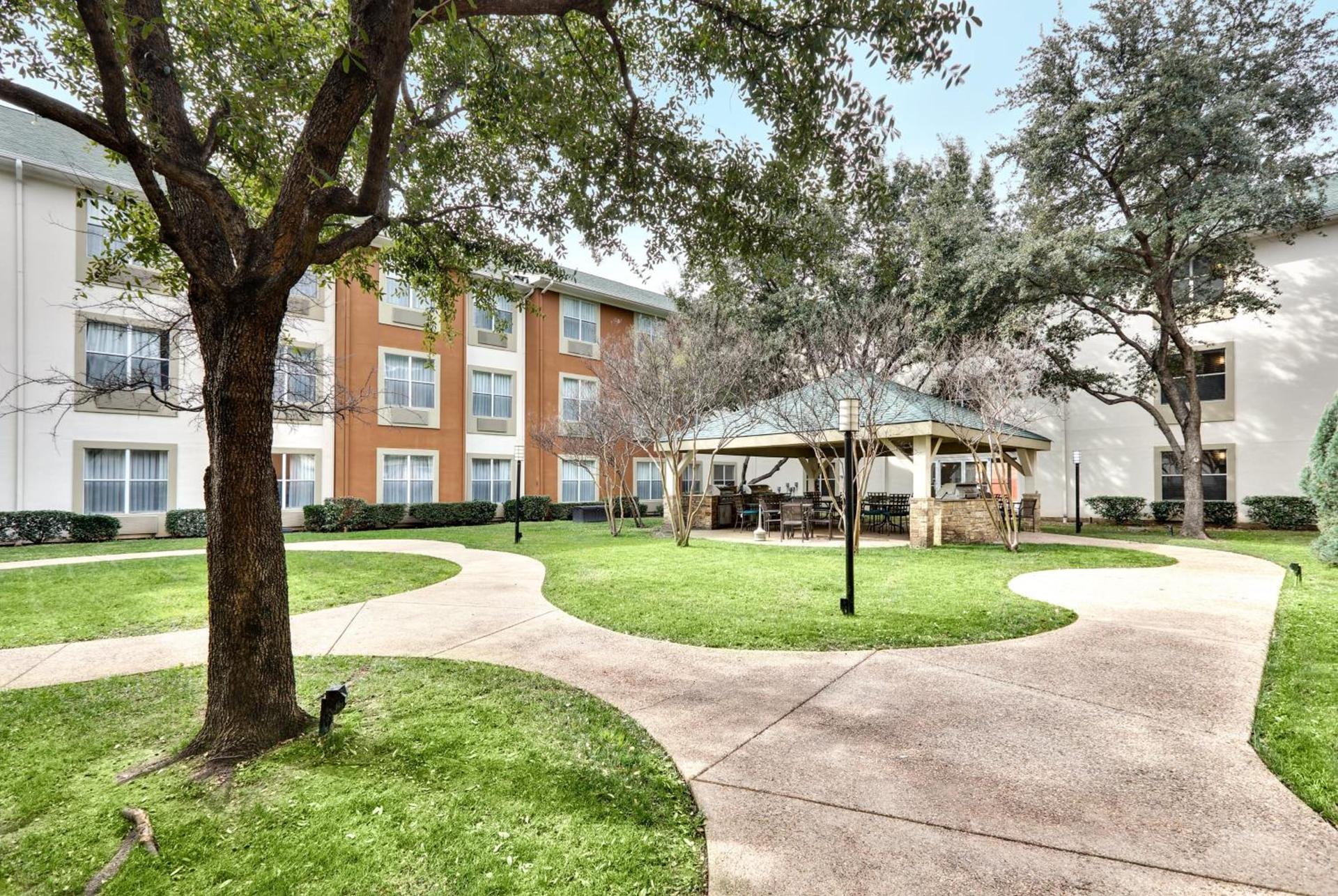 Candlewood Suites Dallas Market Center-Love Field by IHG photo 12