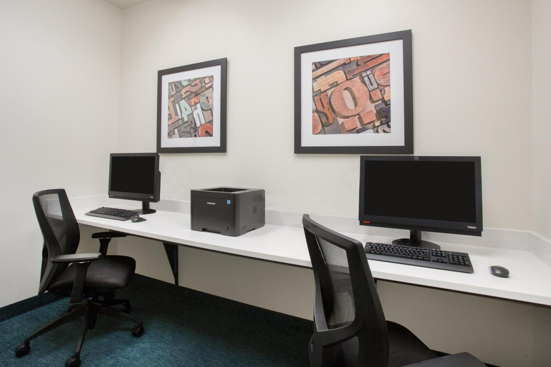 Candlewood Suites Pueblo by IHG photo 9
