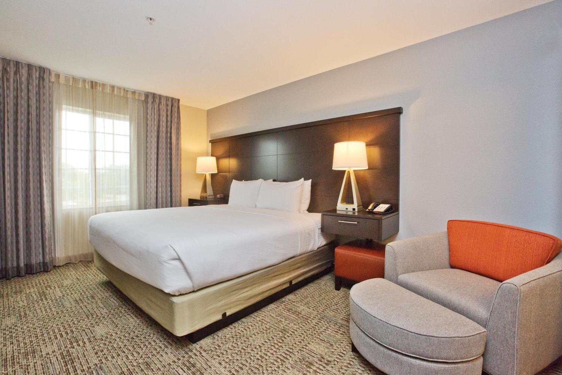Staybridge Suites Austin South Interstate Hwy 35 by IHG photo 59