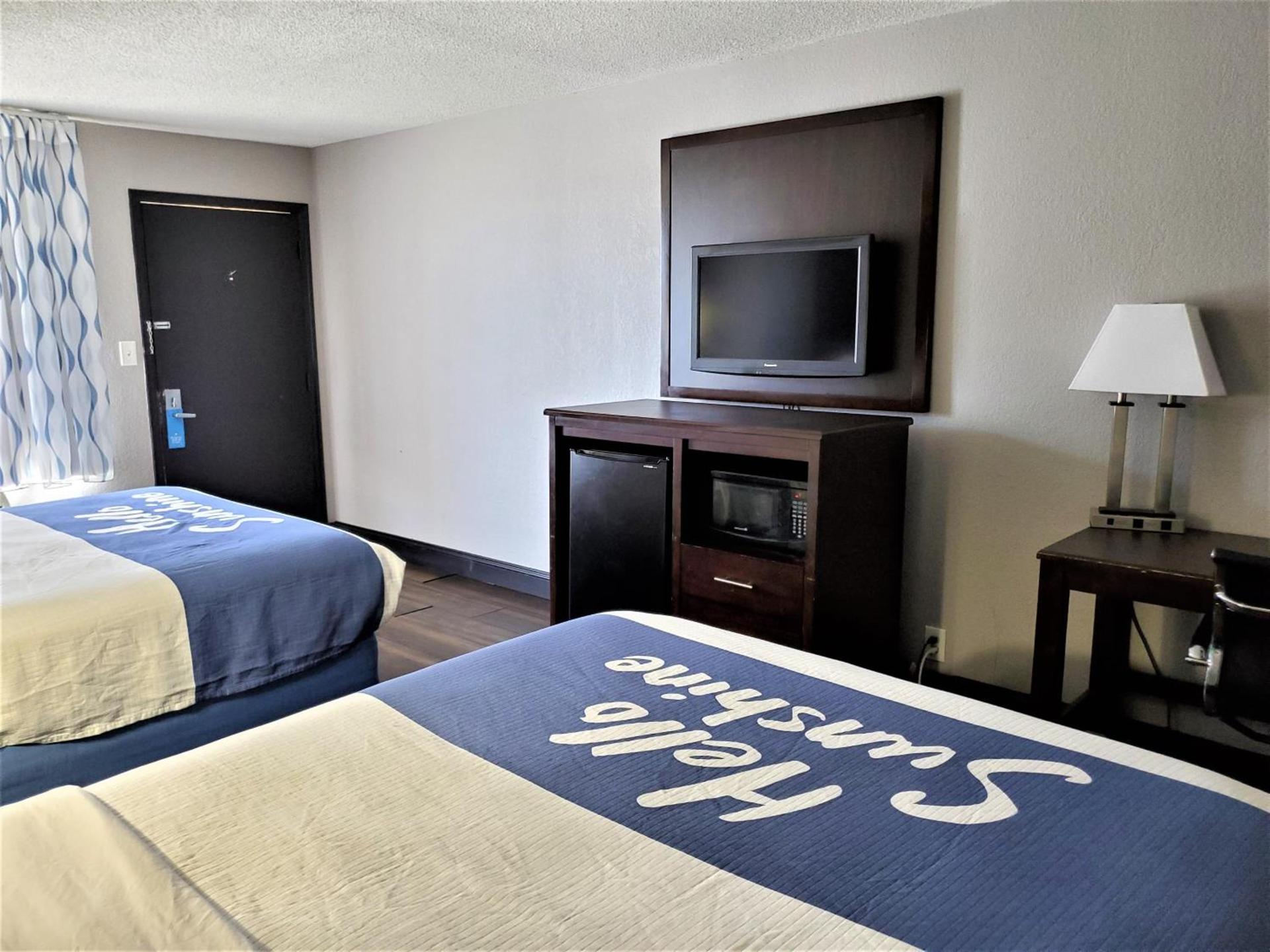 Days Inn by Wyndham Rock Hill photo 44
