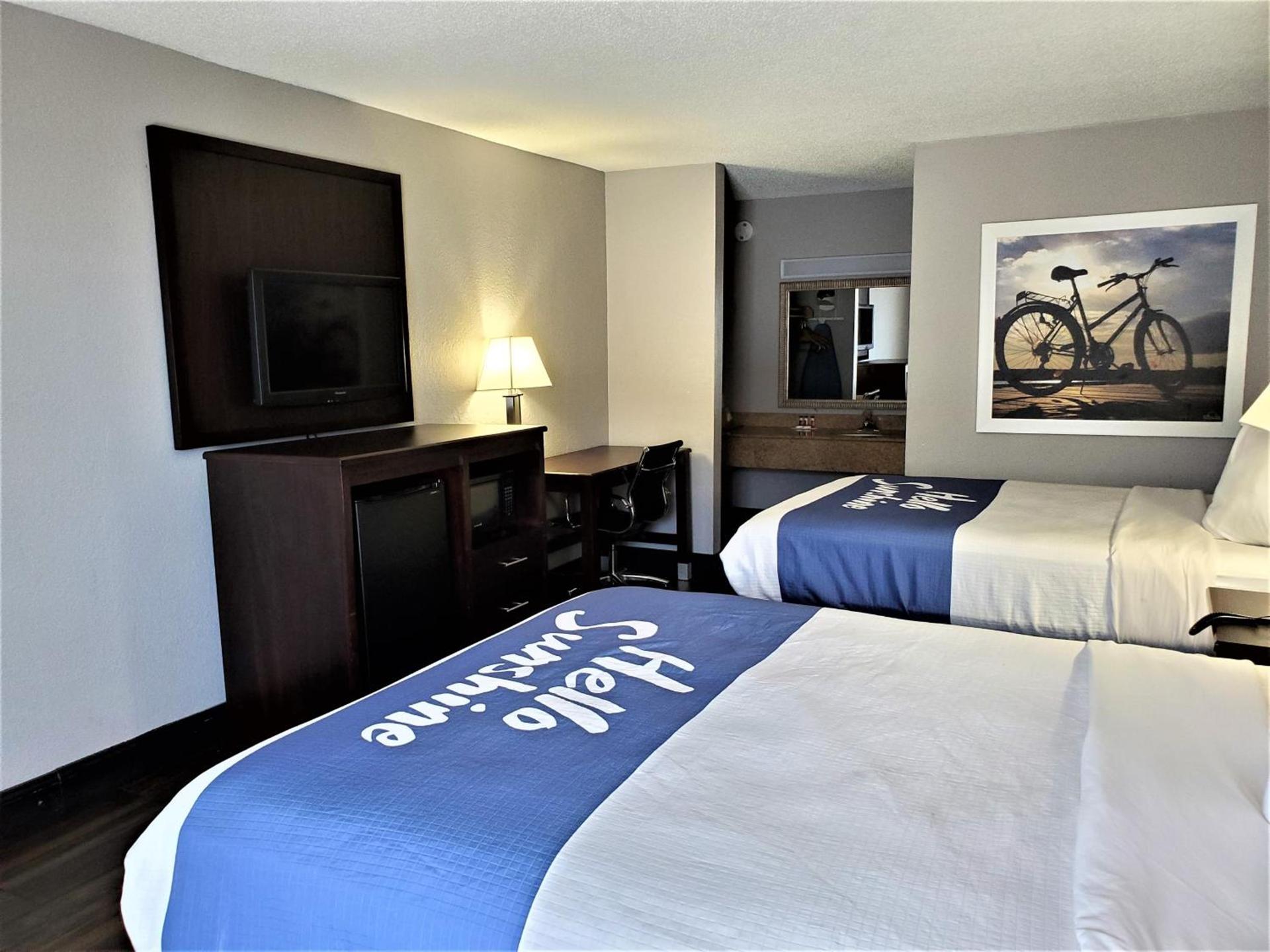 Days Inn by Wyndham Rock Hill photo 43