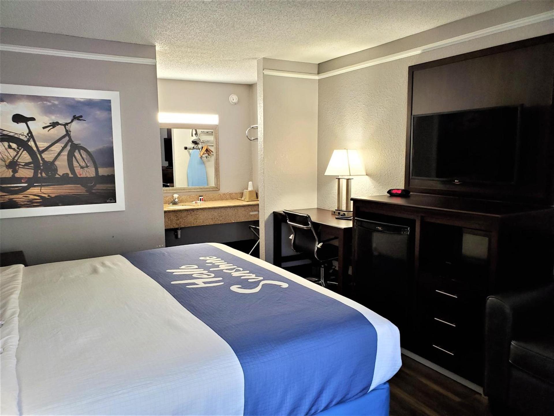 Days Inn by Wyndham Rock Hill photo 29