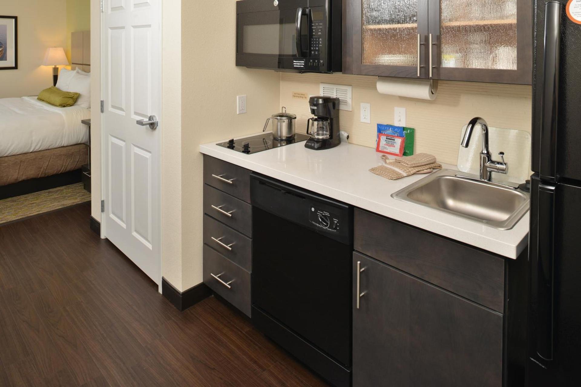 Candlewood Suites Eugene Springfield by IHG photo 8