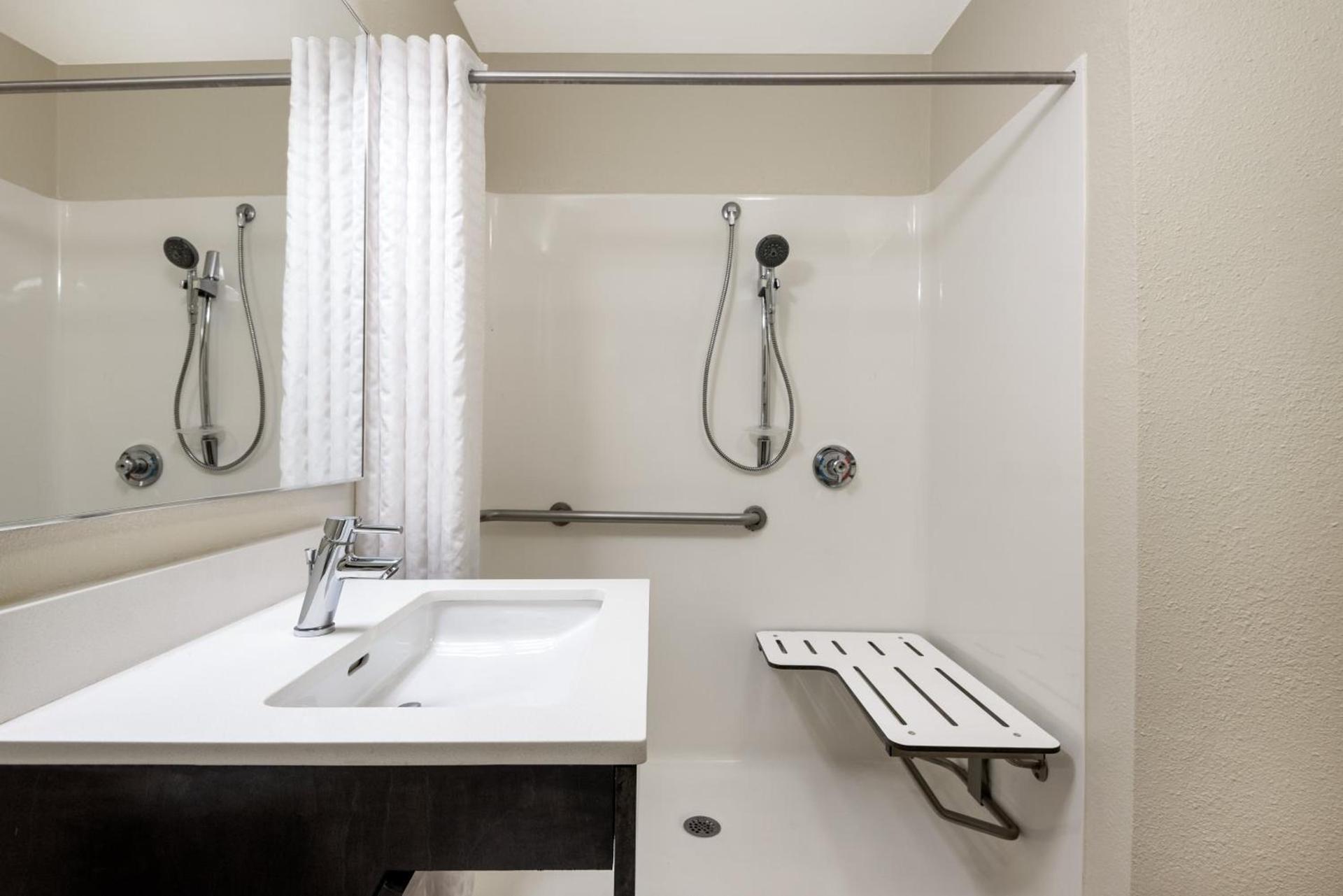 Candlewood Suites Durham - RTP by IHG photo 30