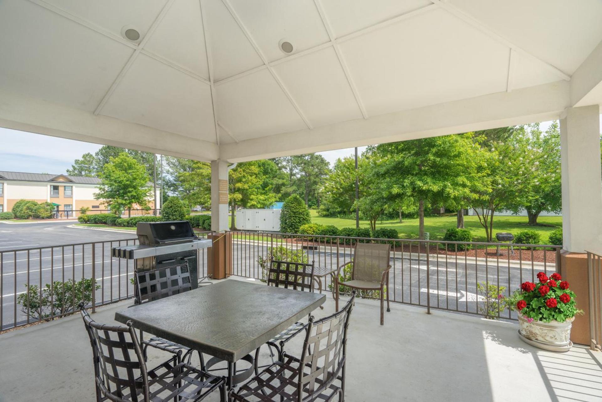 Candlewood Suites New Bern by IHG photo 38