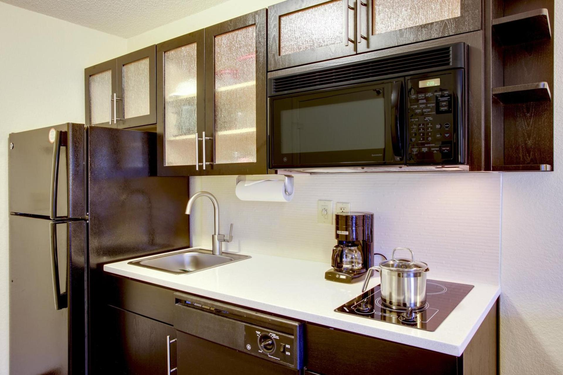 Candlewood Suites Raleigh Crabtree by IHG photo 34