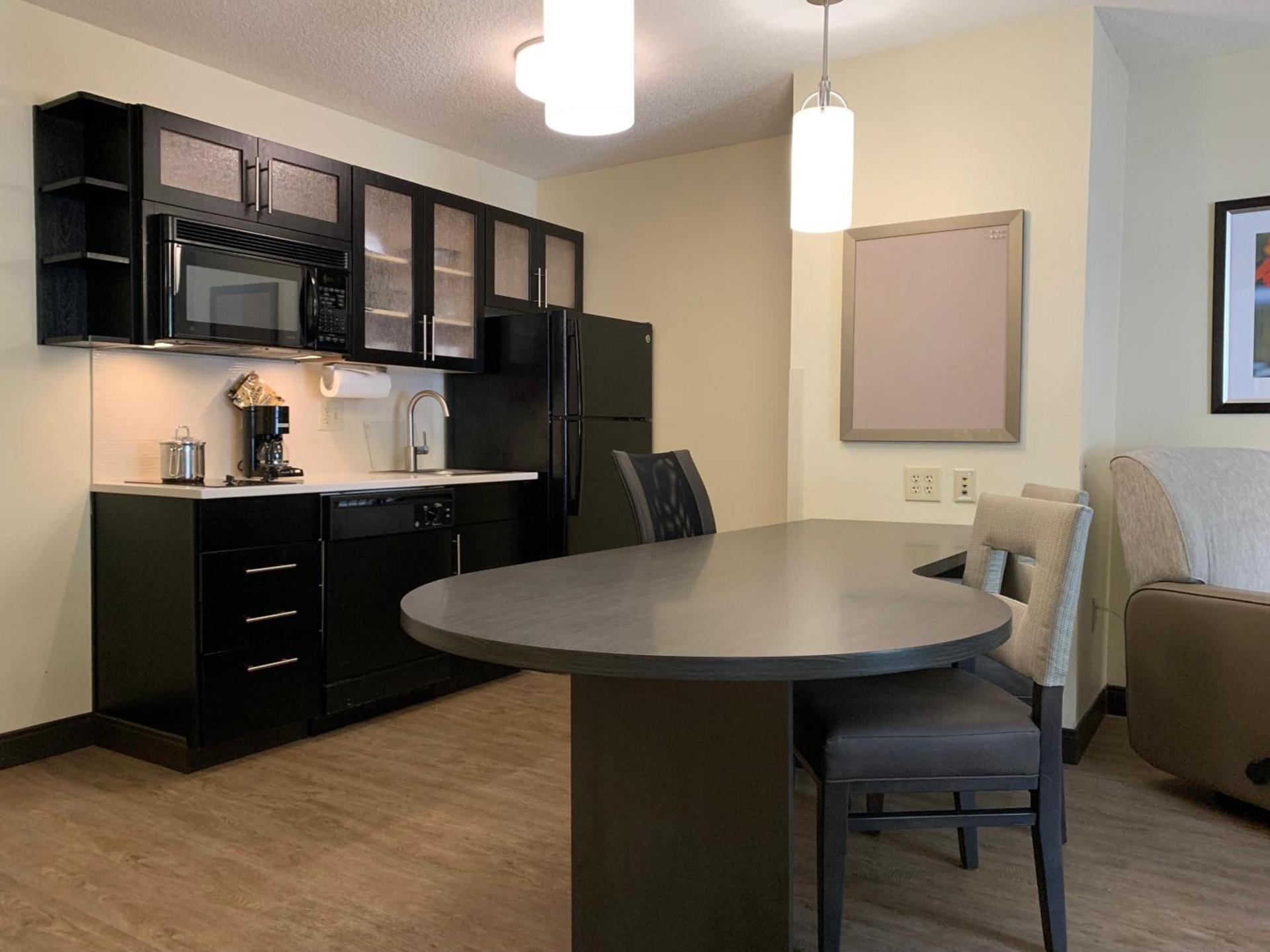 Candlewood Suites Raleigh Crabtree by IHG photo 32