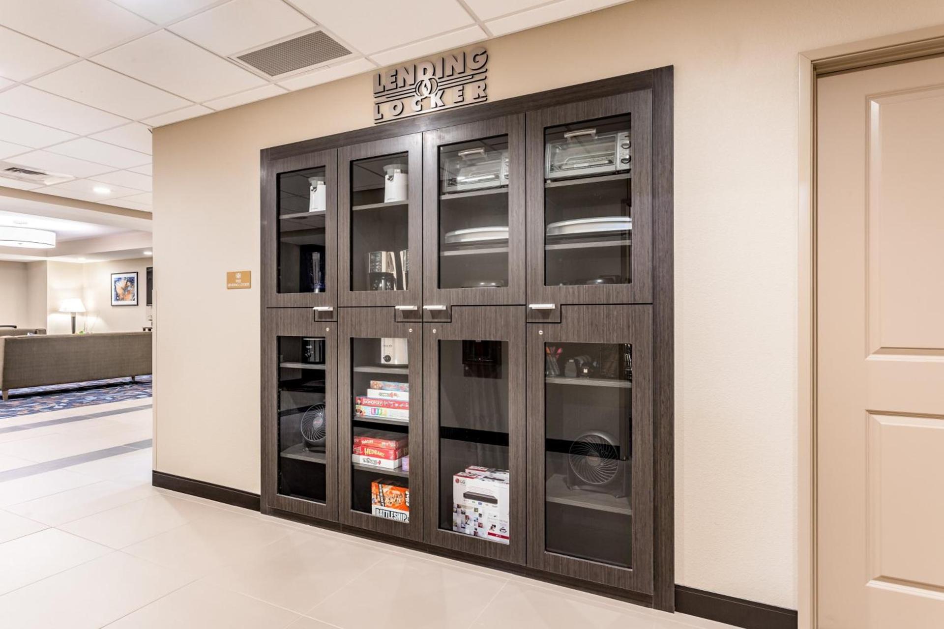 Candlewood Suites Eau Claire I-94 by IHG photo 16