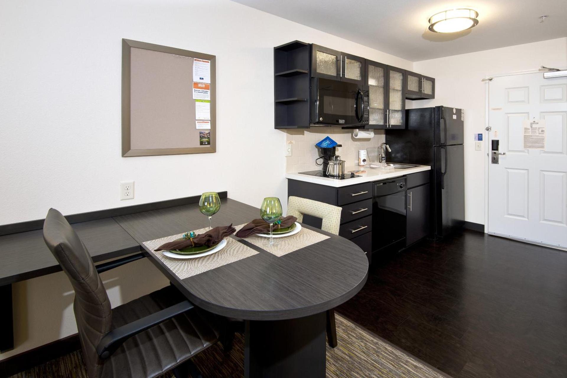 Candlewood Suites Greeley by IHG photo 6