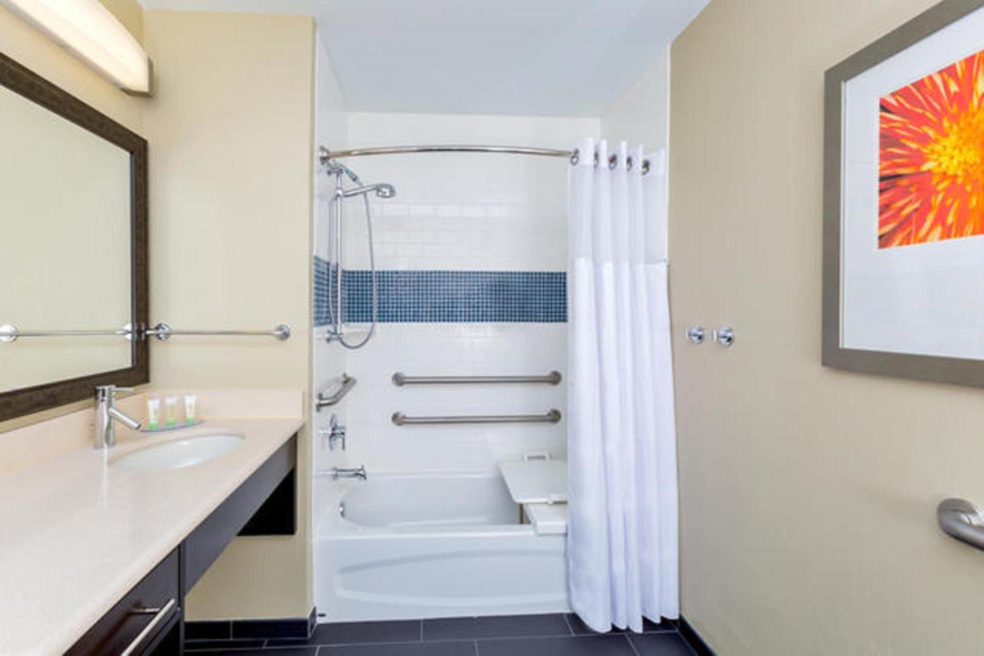 Staybridge Suites College Station by IHG photo 17
