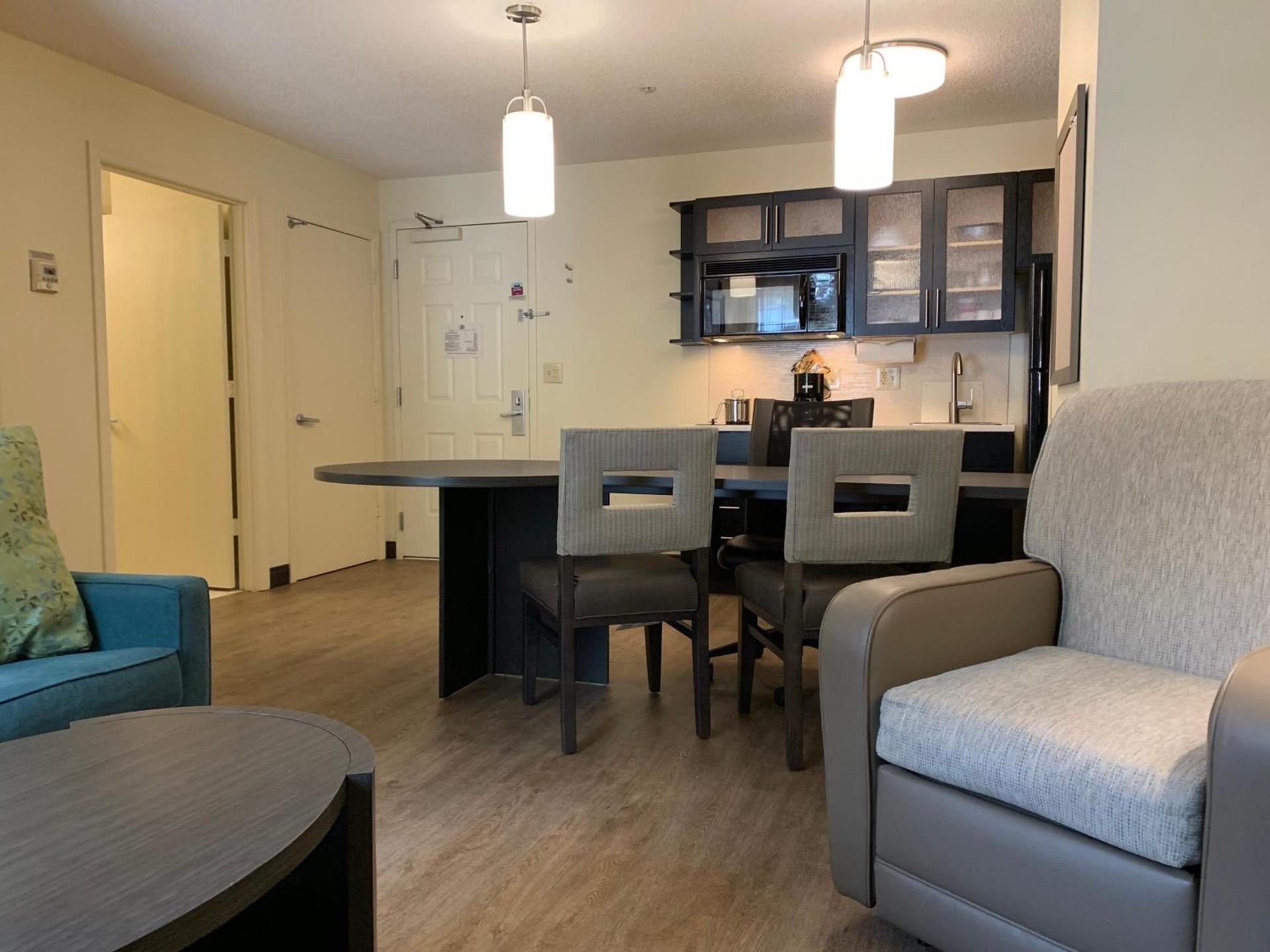 Candlewood Suites Raleigh Crabtree by IHG photo 36