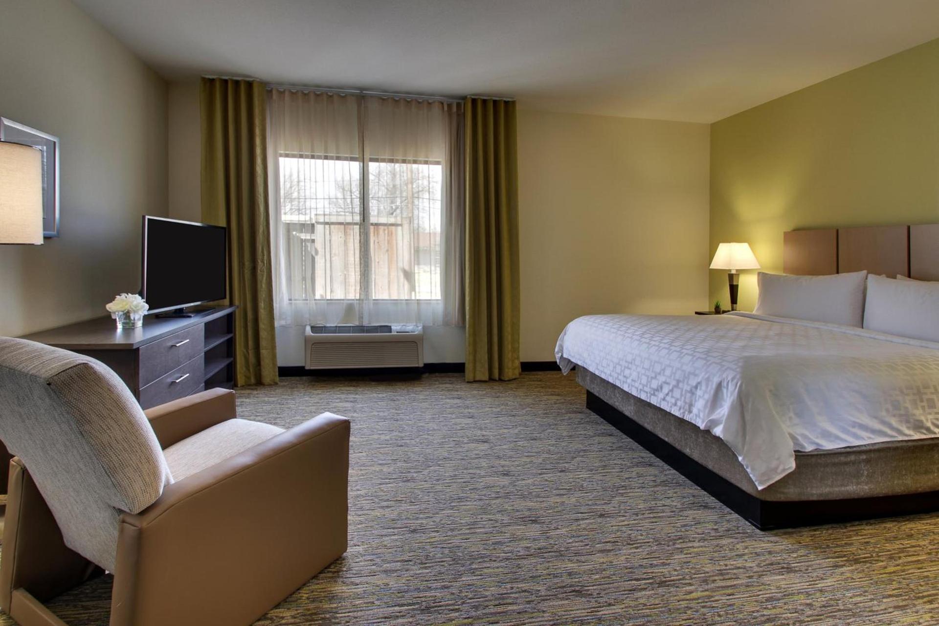 Candlewood Suites - Wichita East by IHG photo 29
