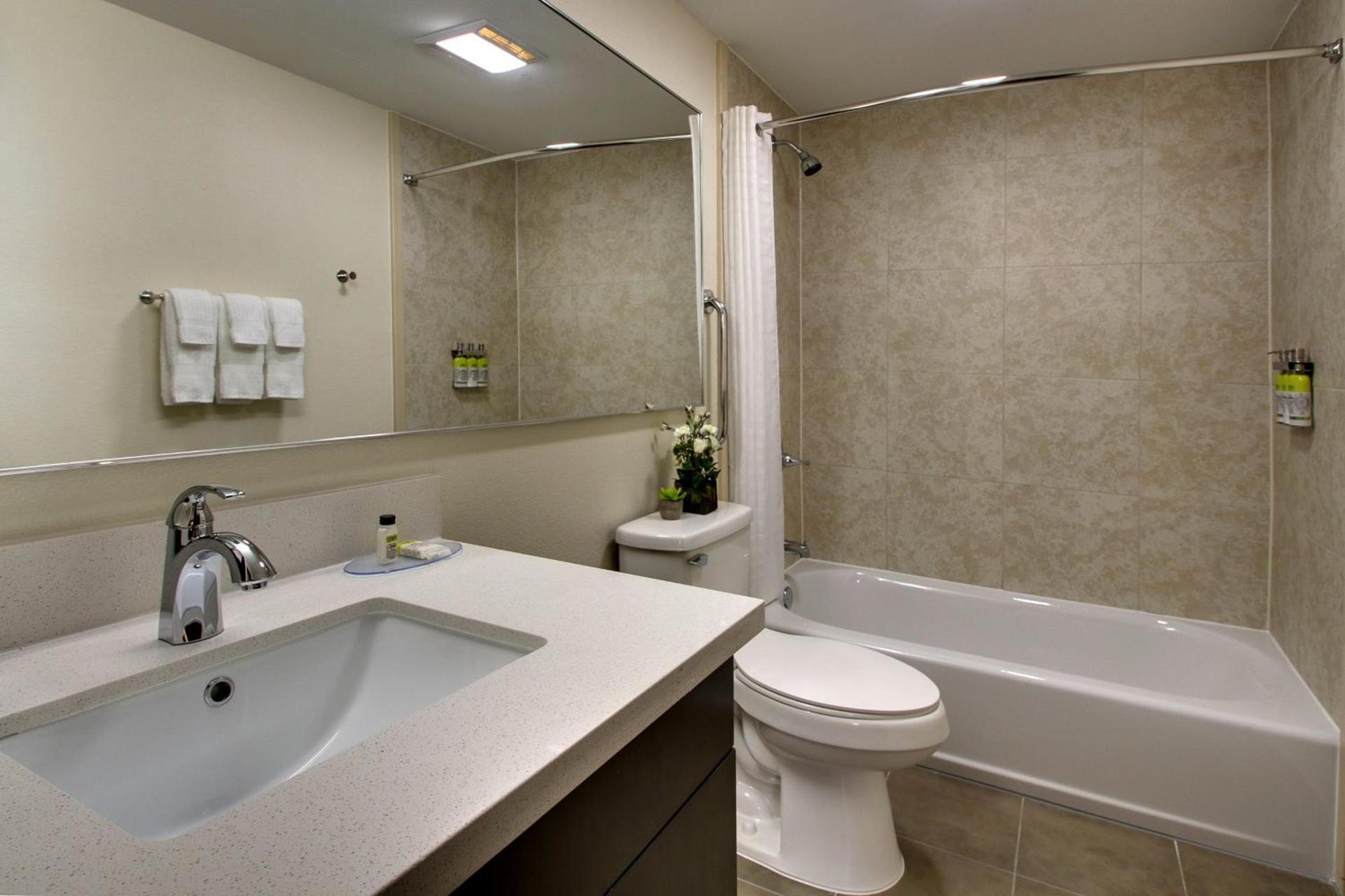 Candlewood Suites - Wichita East by IHG photo 9