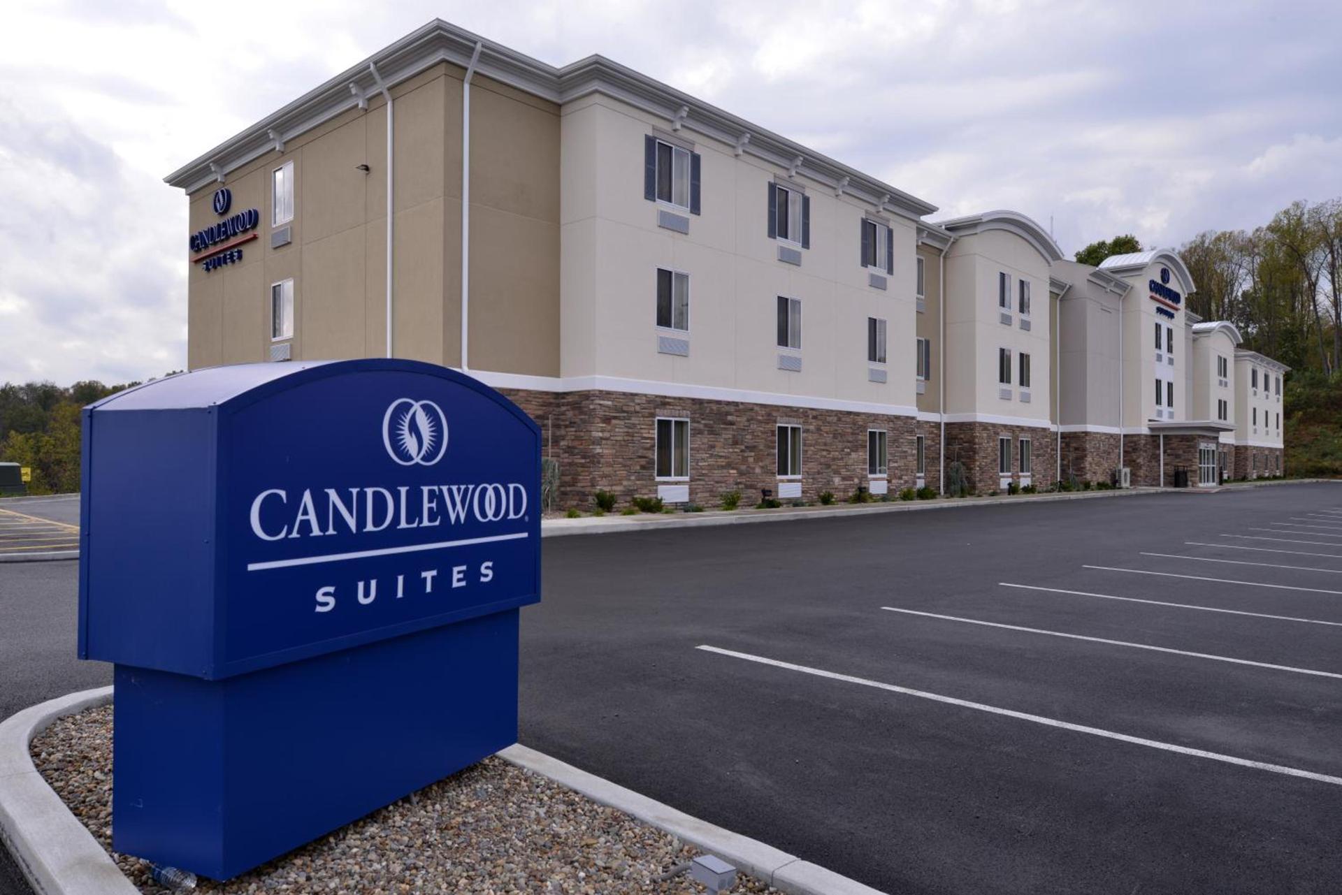 Candlewood Suites MORGANTOWN-UNIV WEST VIRGINIA by IHG photo 39