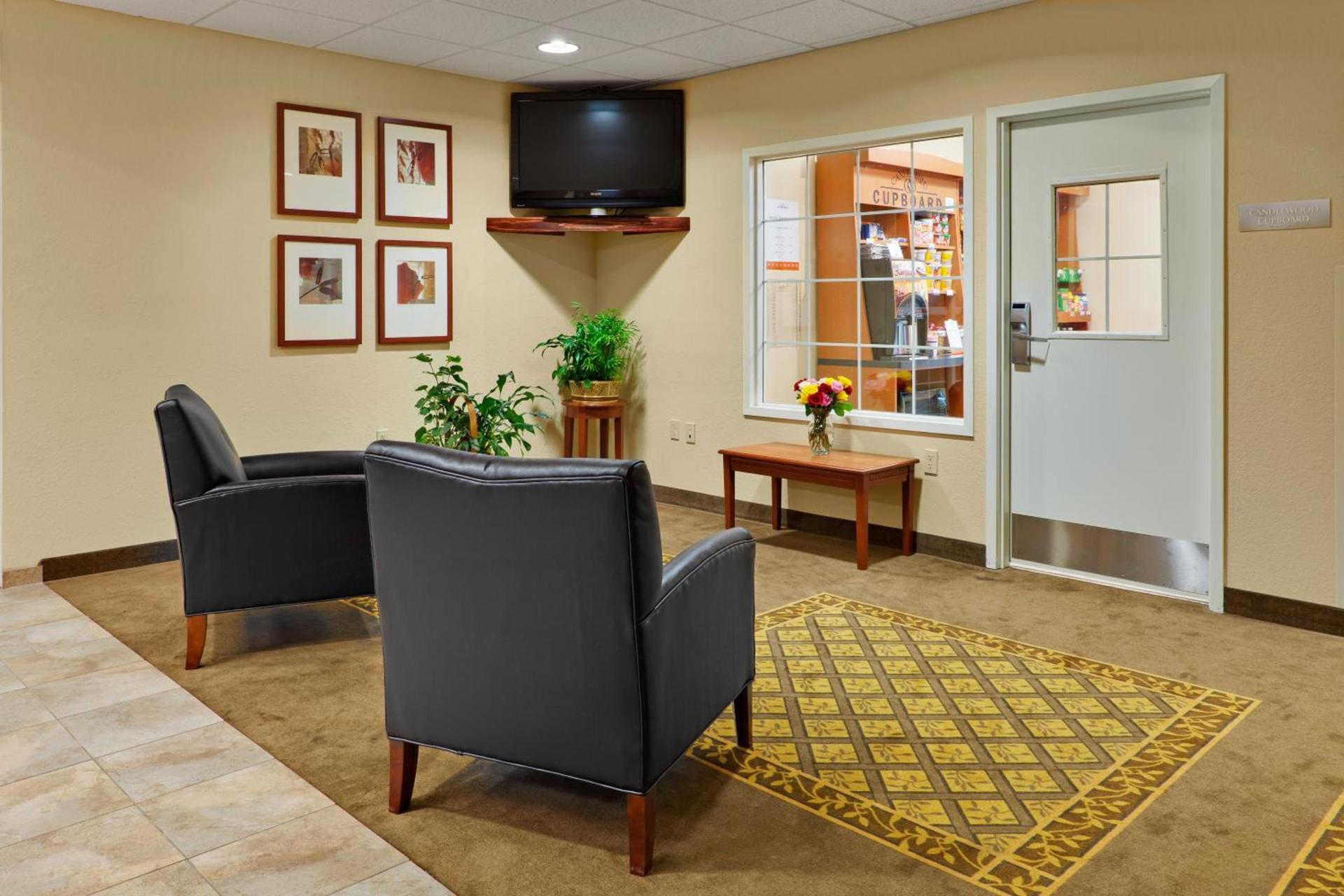 Candlewood Suites Hazleton by IHG photo 9