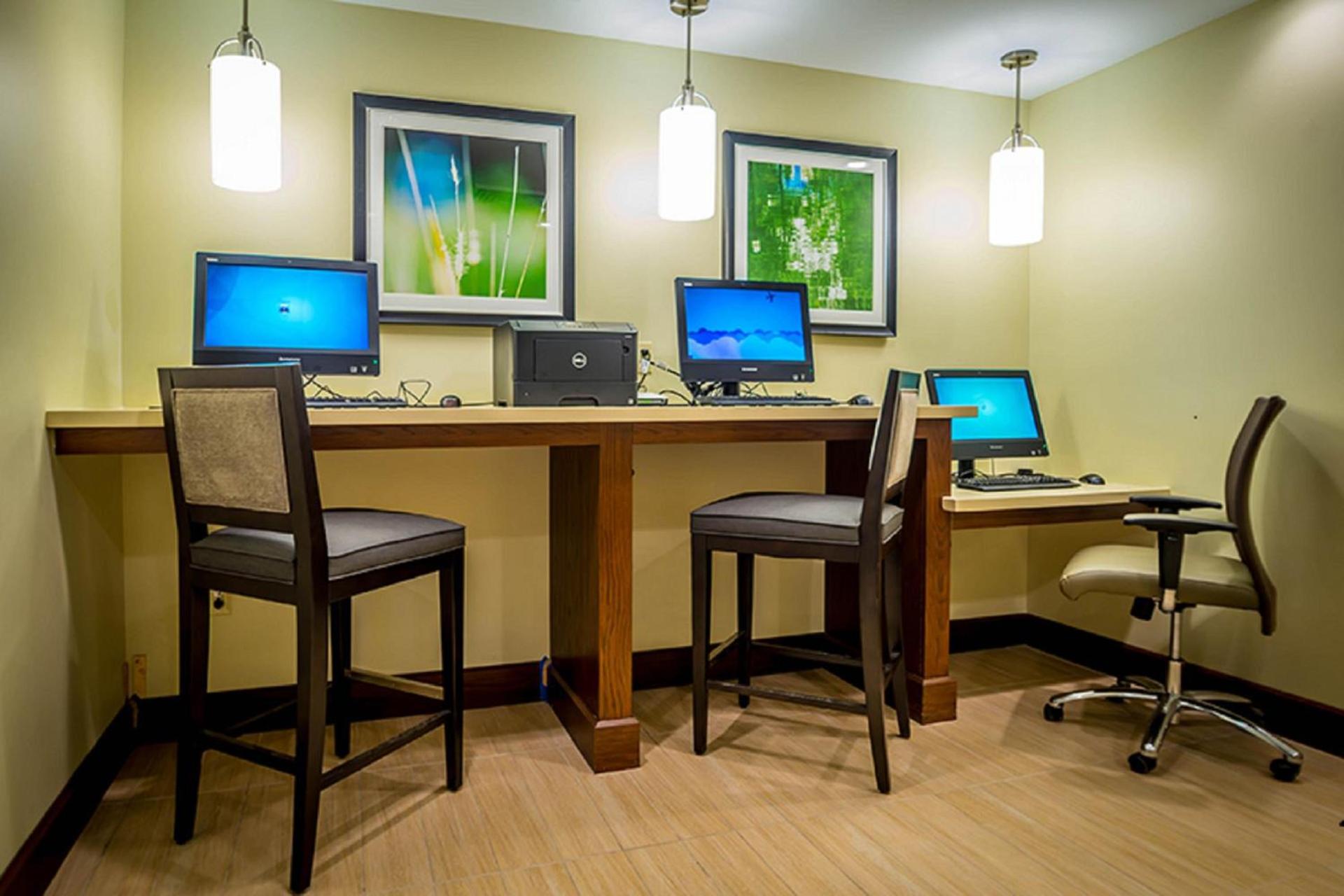 Staybridge Suites Dearborn by IHG photo 12