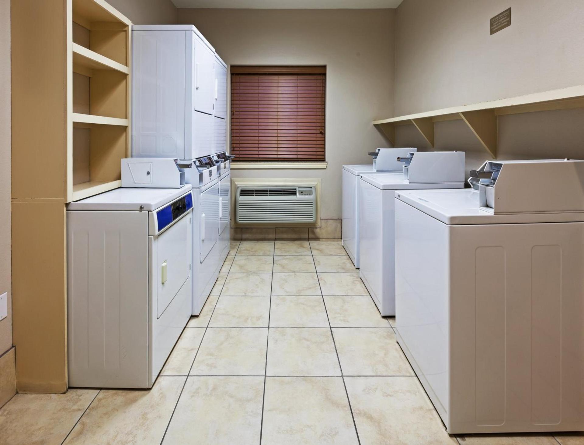 Candlewood Suites - Texas City by IHG photo 22
