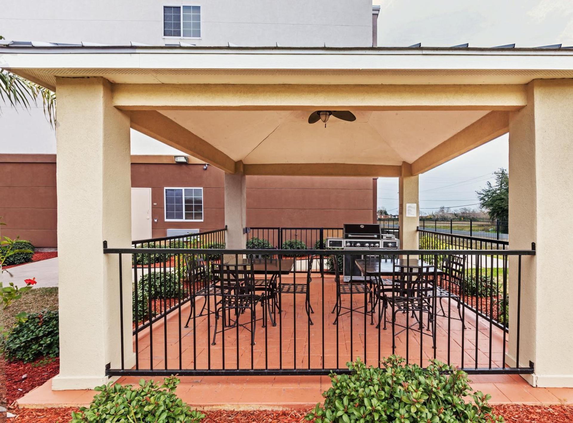 Candlewood Suites - Texas City by IHG photo 19