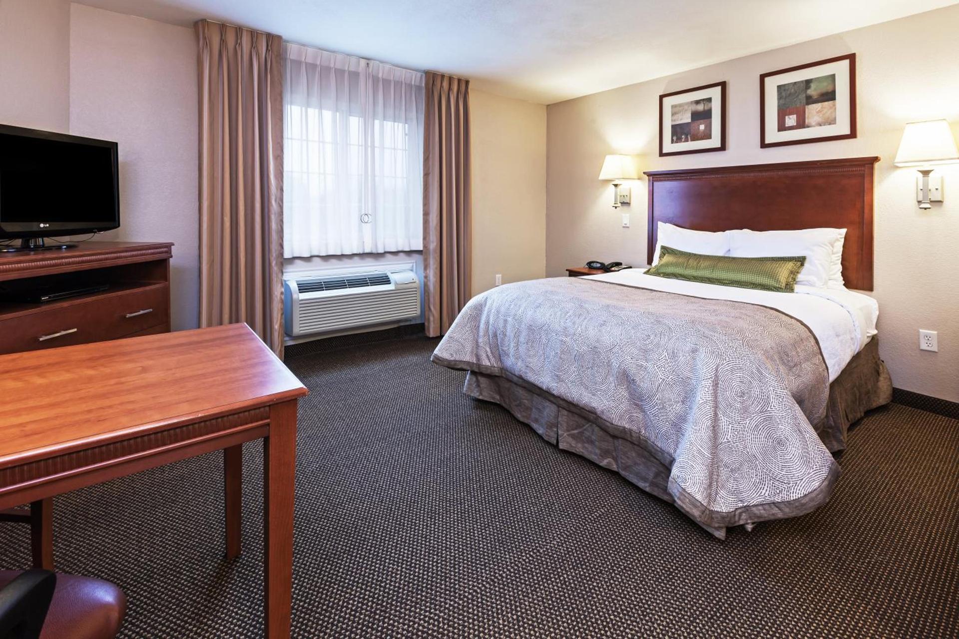 Candlewood Suites - Texas City by IHG photo 24