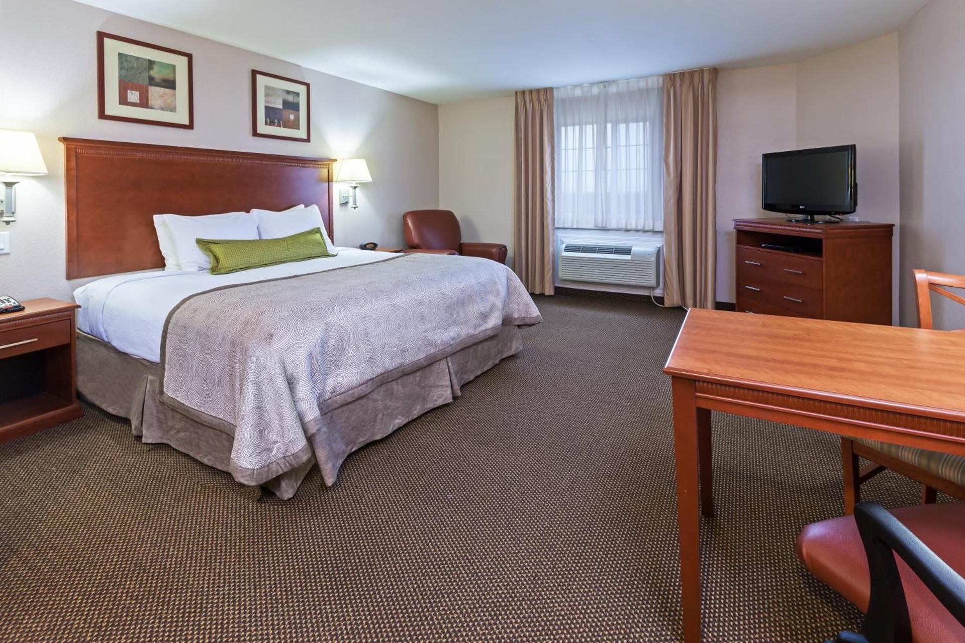 Candlewood Suites - Texas City by IHG photo 29