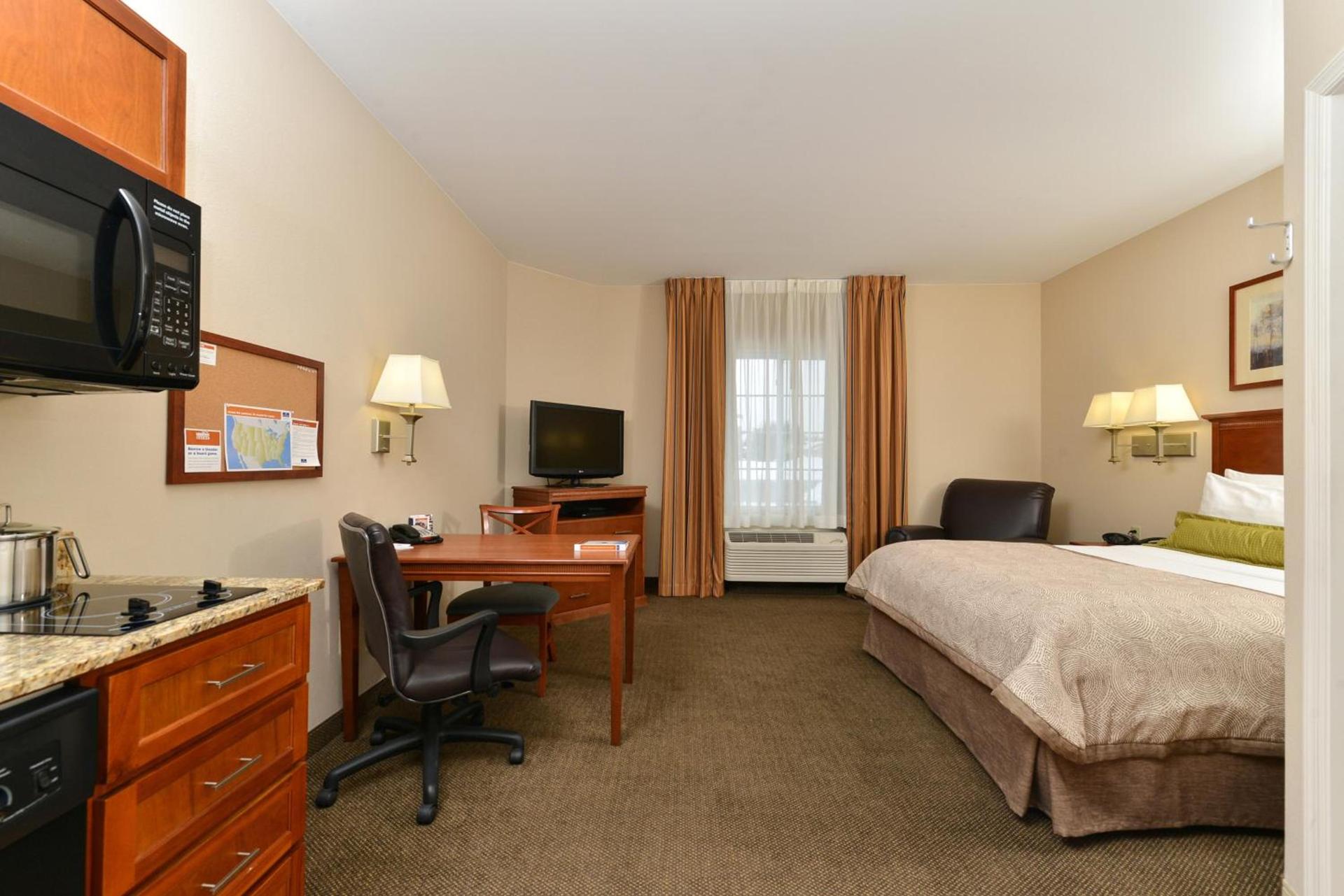 Candlewood Suites Chambersburg by IHG photo 17