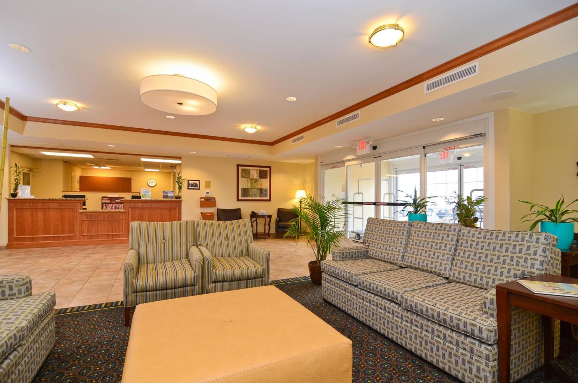 Candlewood Suites Chambersburg by IHG photo 2