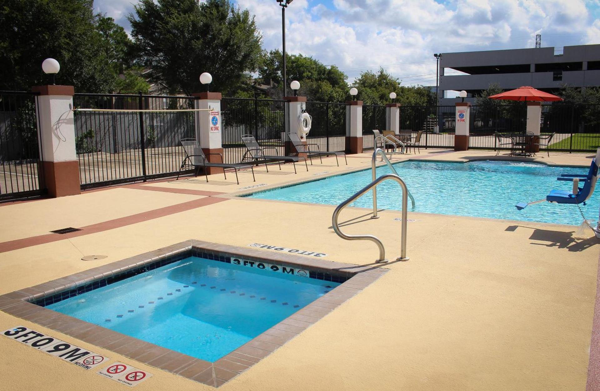 Candlewood Suites Houston Westchase - Westheimer by IHG photo 5