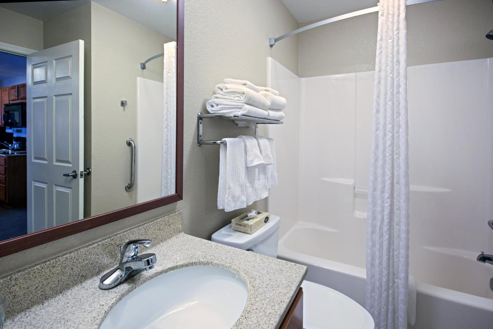 Candlewood Suites Indianapolis Northwest by IHG photo 23