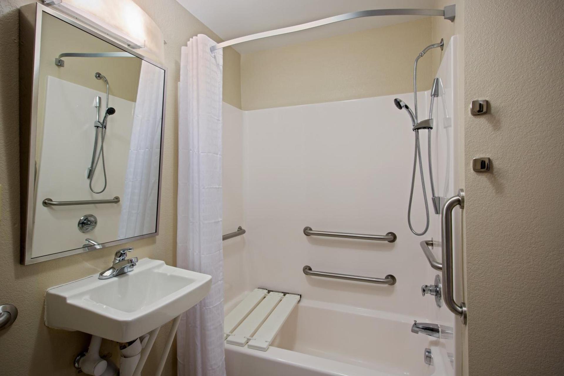 Candlewood Suites Indianapolis Northwest by IHG photo 18