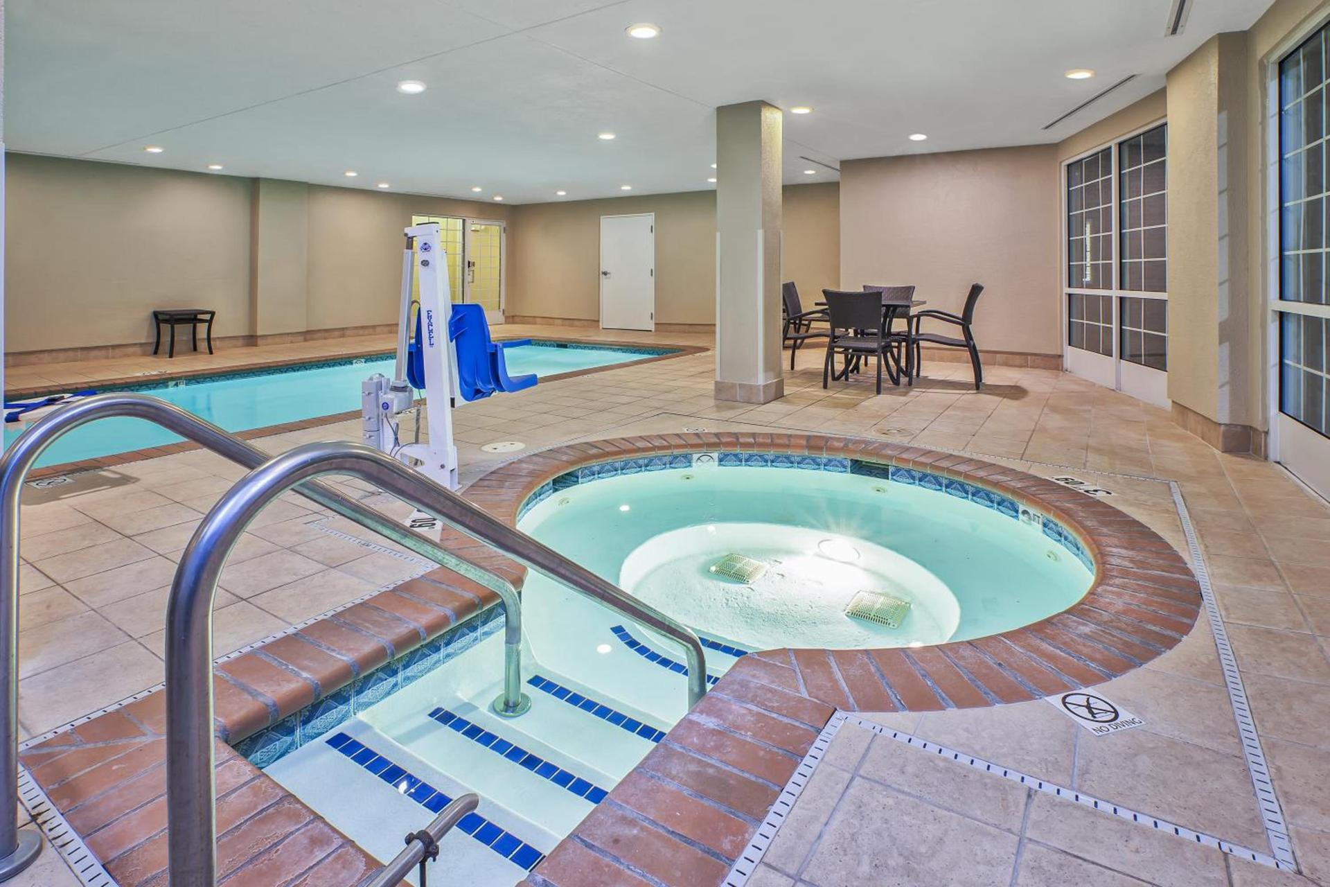 Candlewood Suites Indianapolis Northeast by IHG photo 25