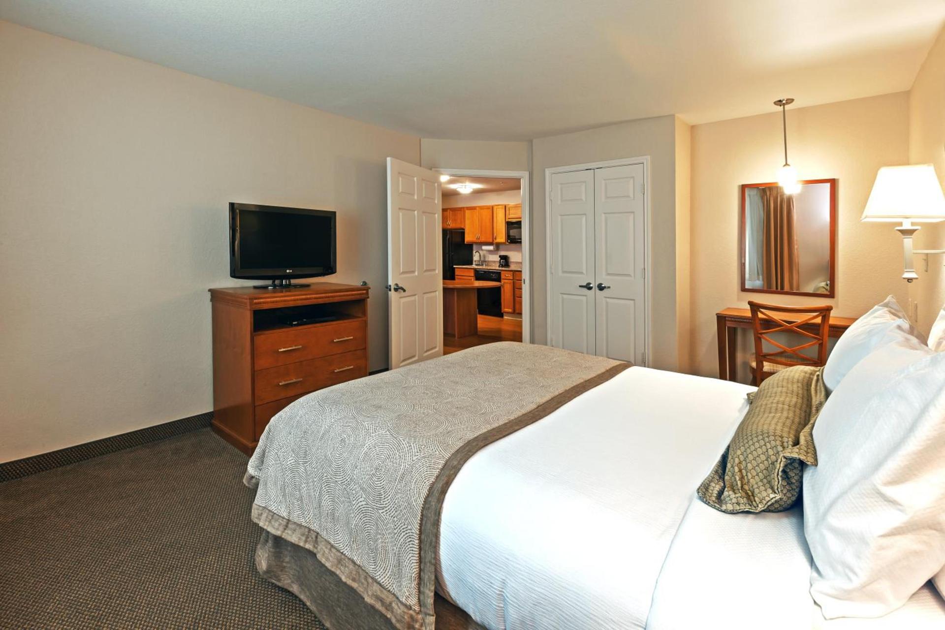 Candlewood Suites Pearland by IHG photo 15