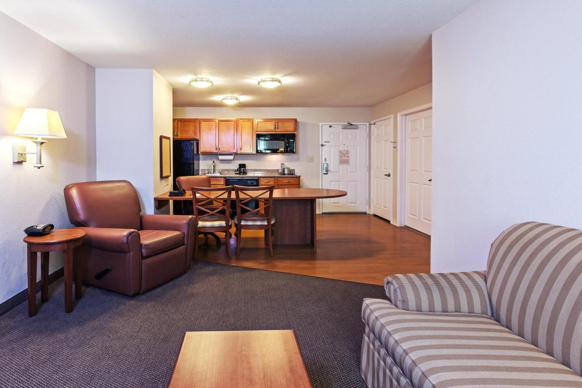 Candlewood Suites Pearland by IHG photo 13