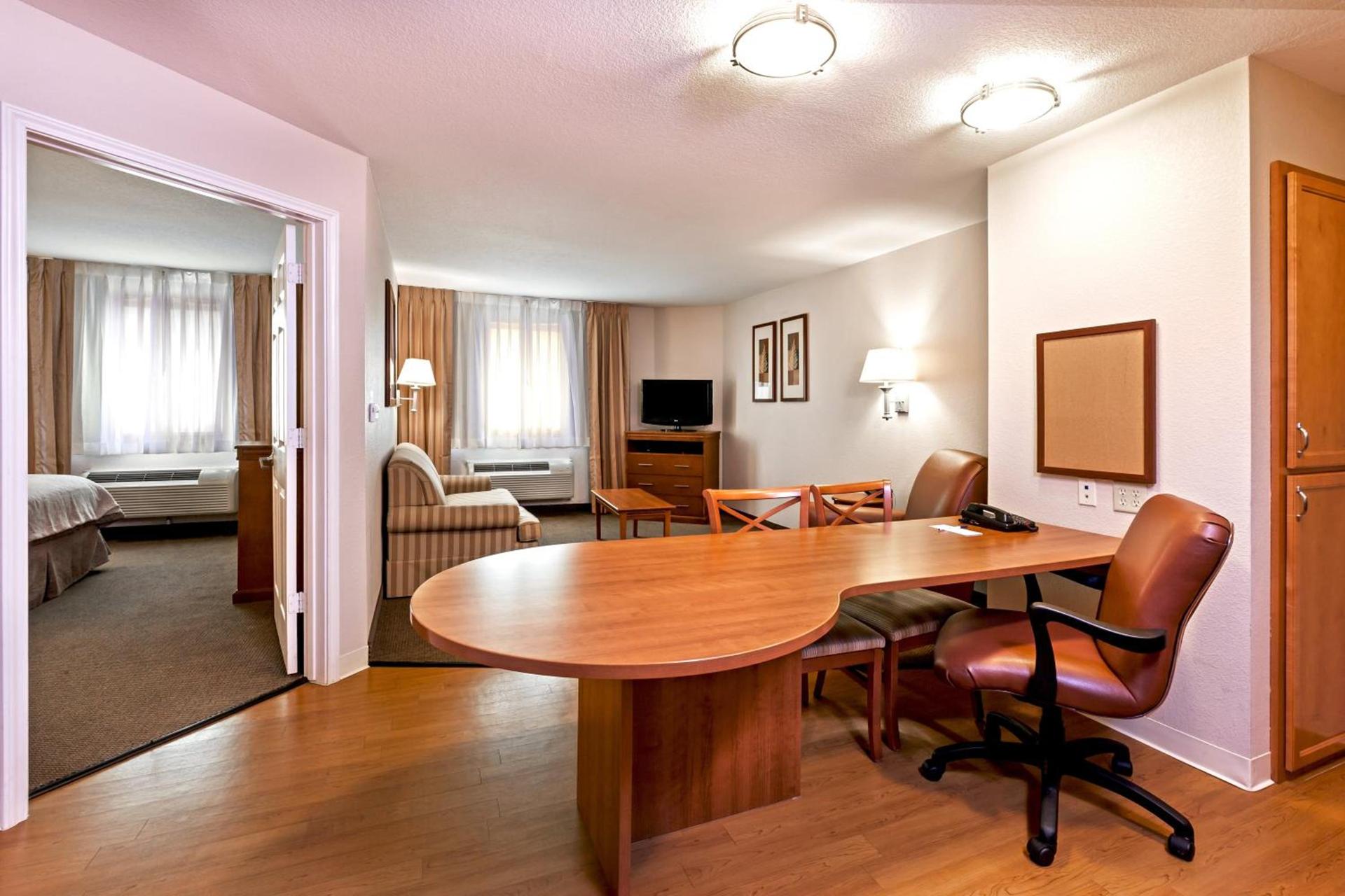 Candlewood Suites Pearland by IHG photo 18