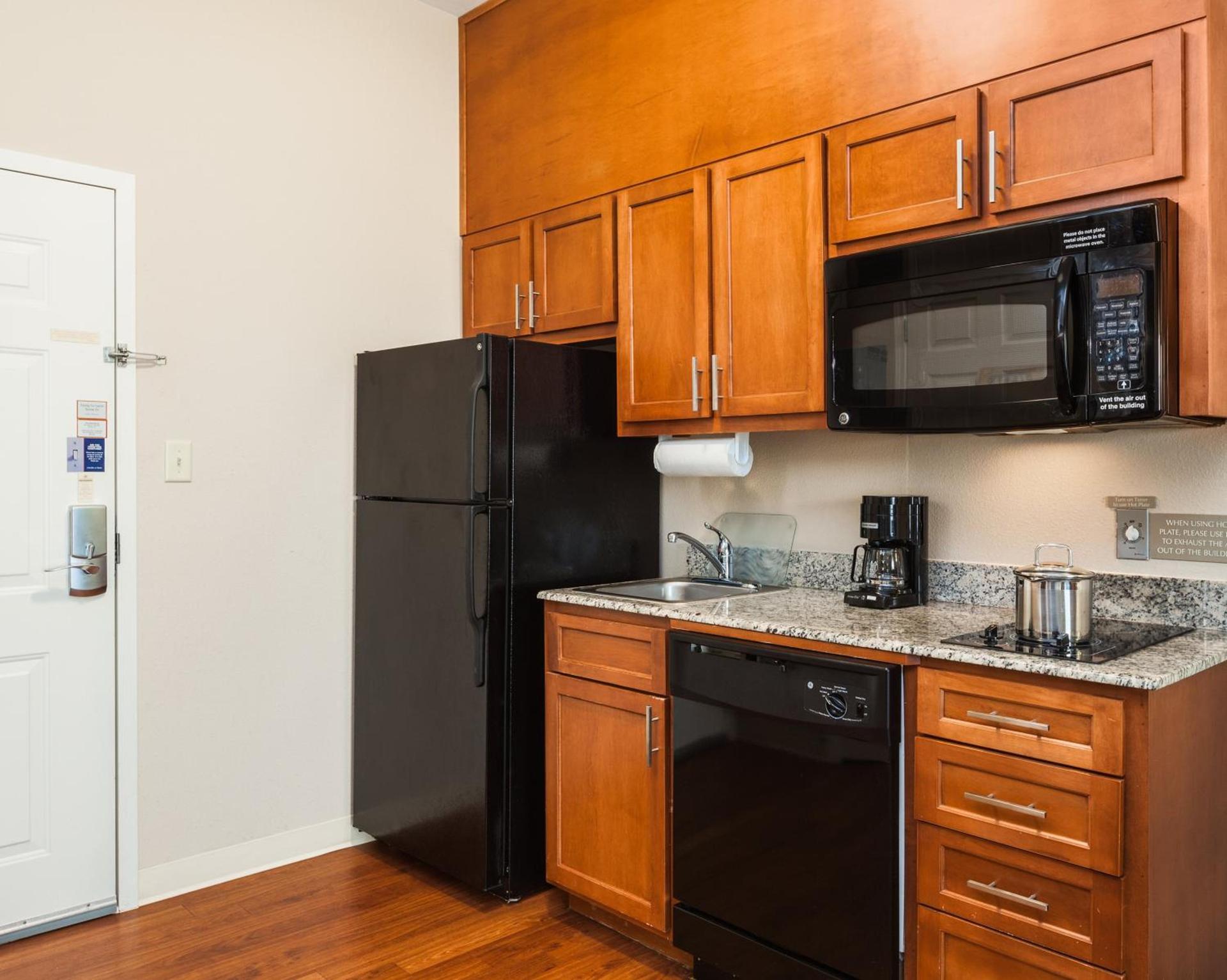 Candlewood Suites Houston I-10 East by IHG photo 55