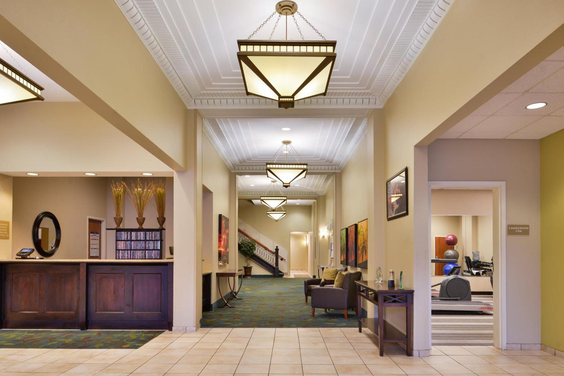 Candlewood Suites Terre Haute by IHG photo 5