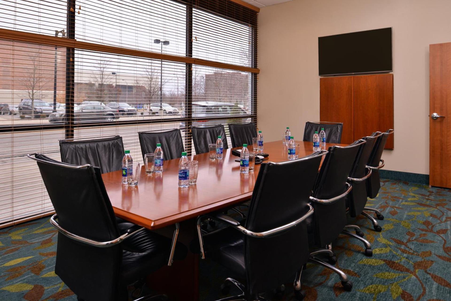 Candlewood Suites Terre Haute by IHG photo 7